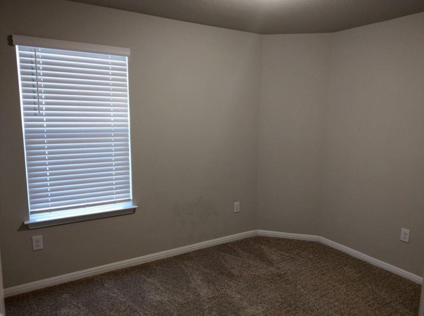 109 Schuster Ct Property Photo 7