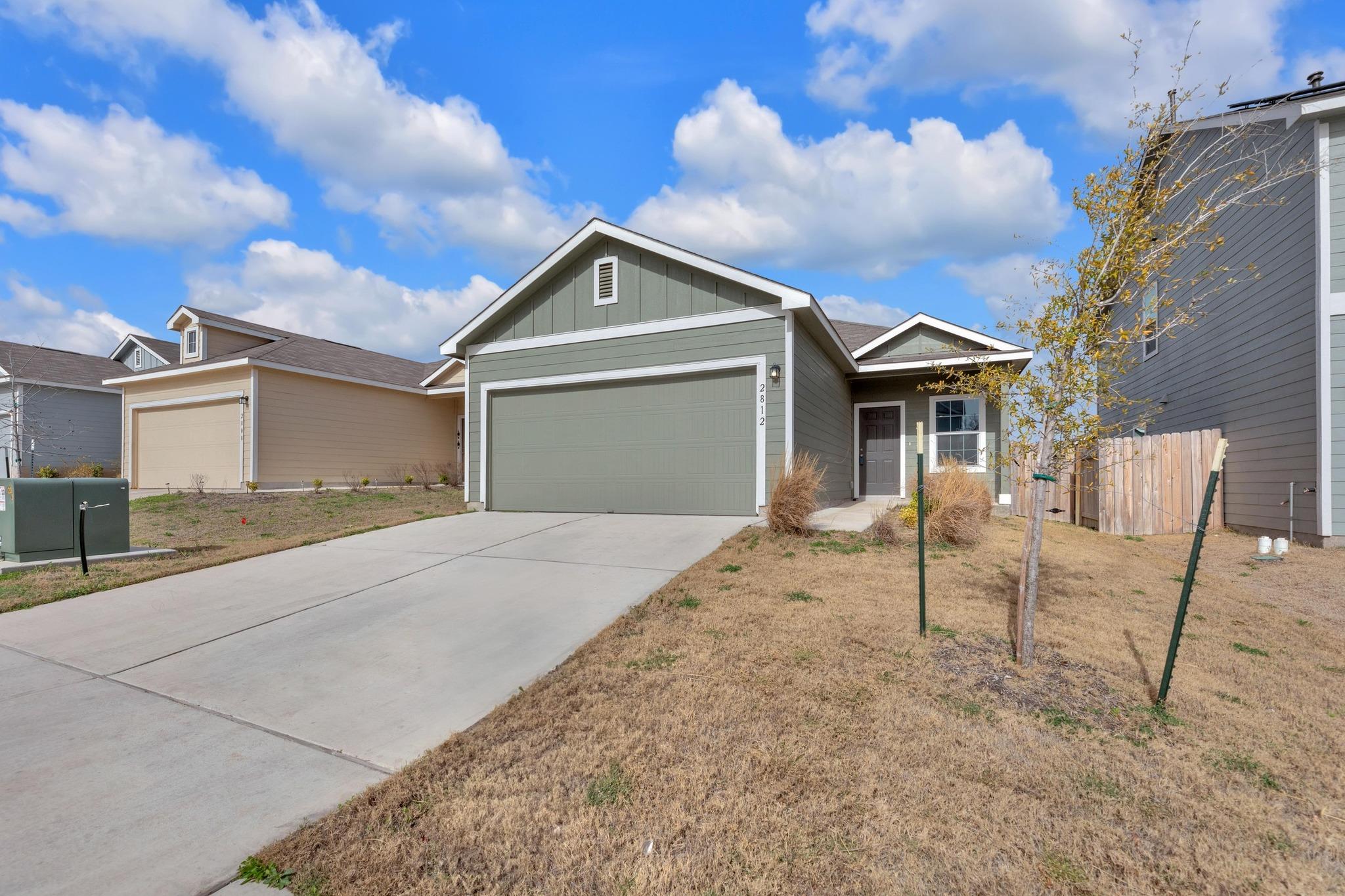 2812 Dezmond Diamond Ct Property Photo
