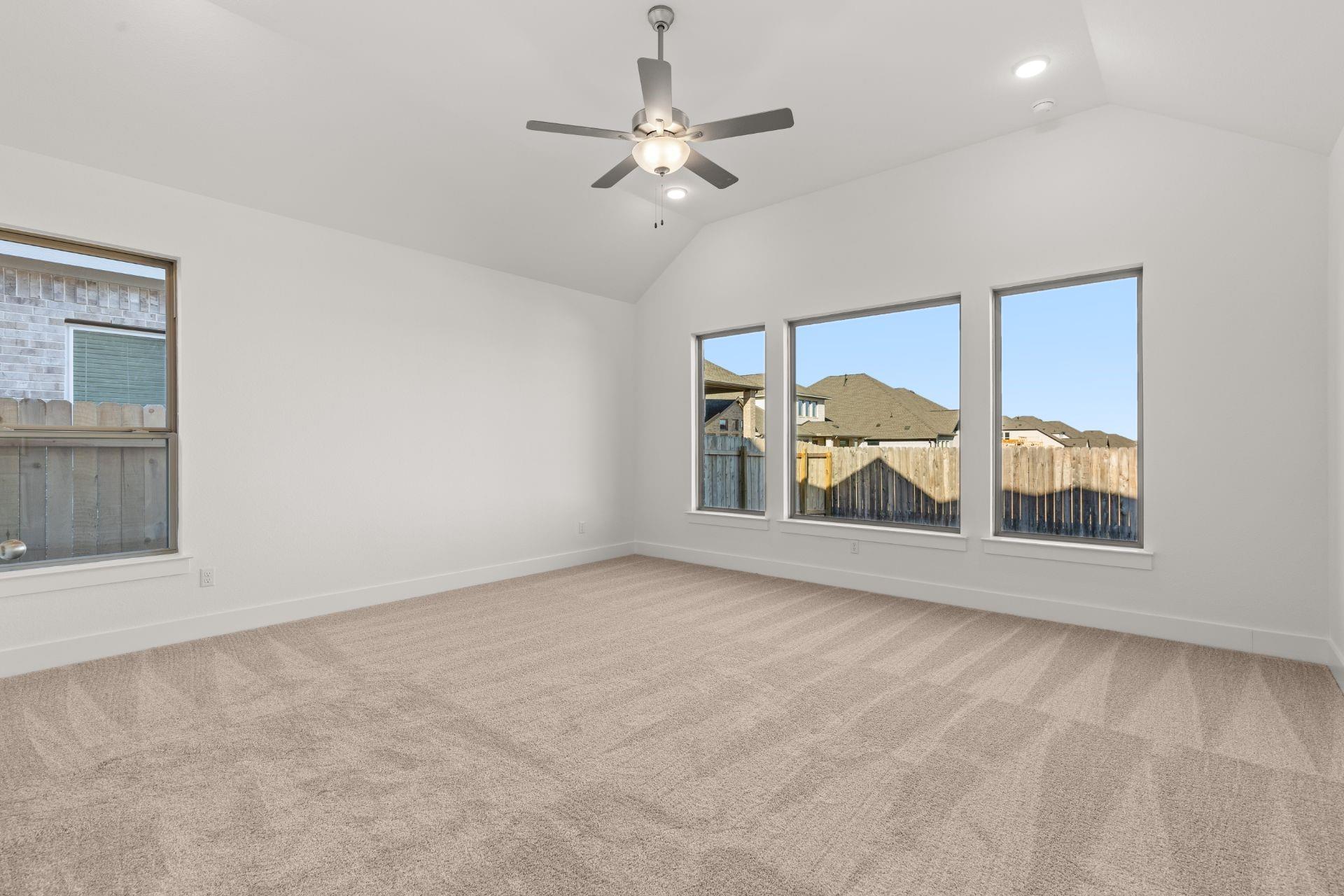 212 Camille St Property Photo 14