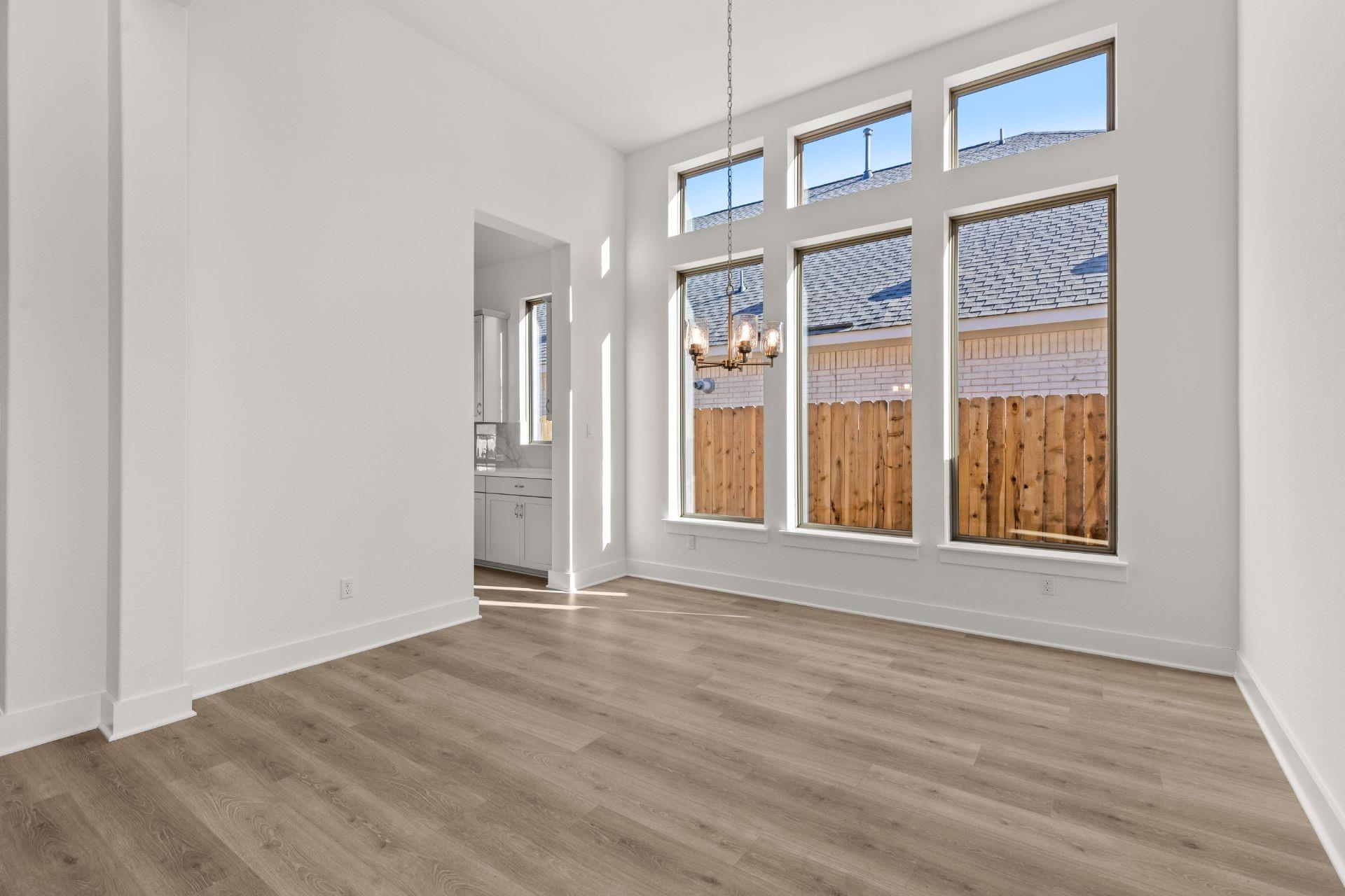 212 Camille St Property Photo 23