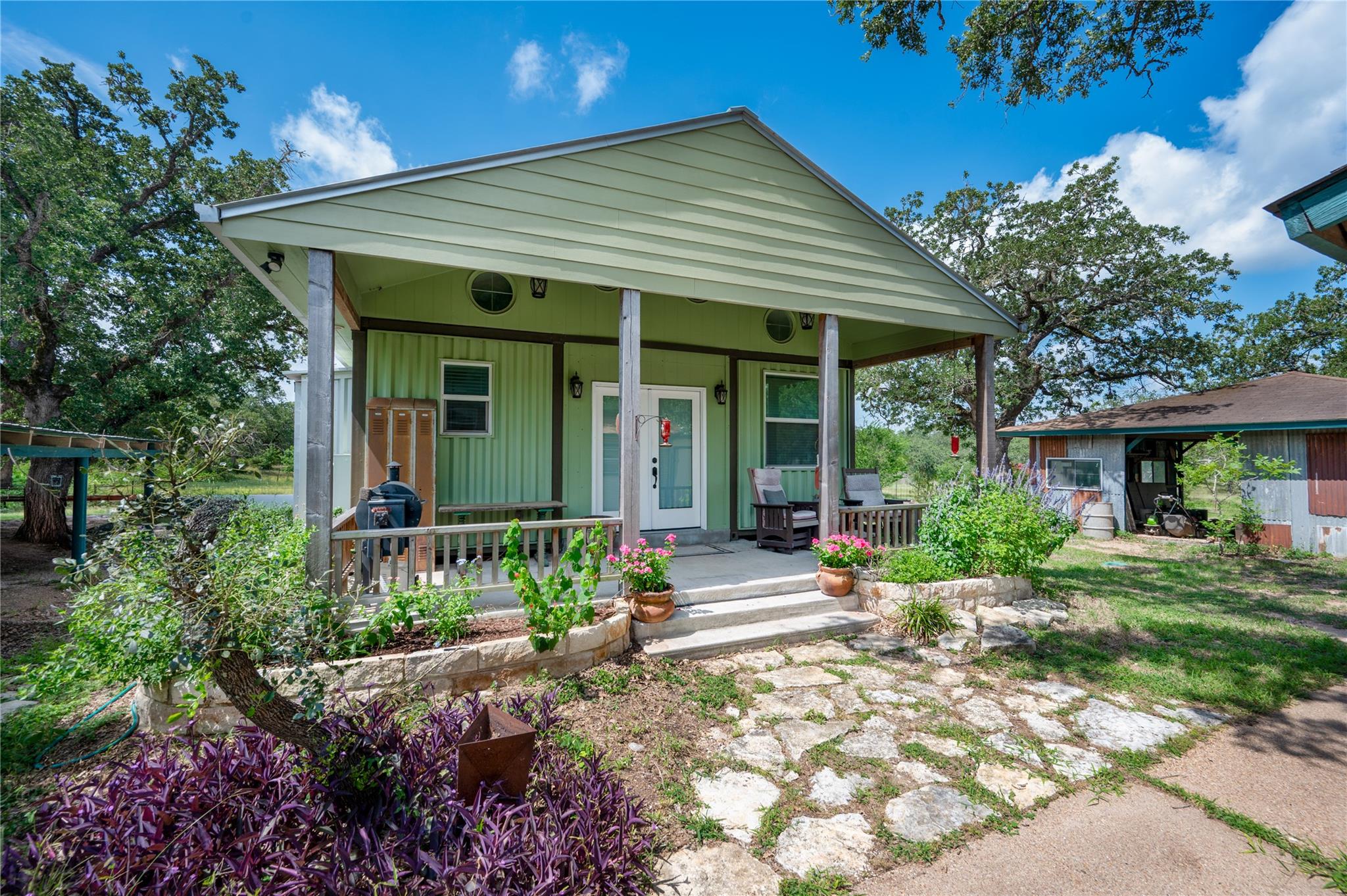 270 Dry Creek Rd Property Photo 4