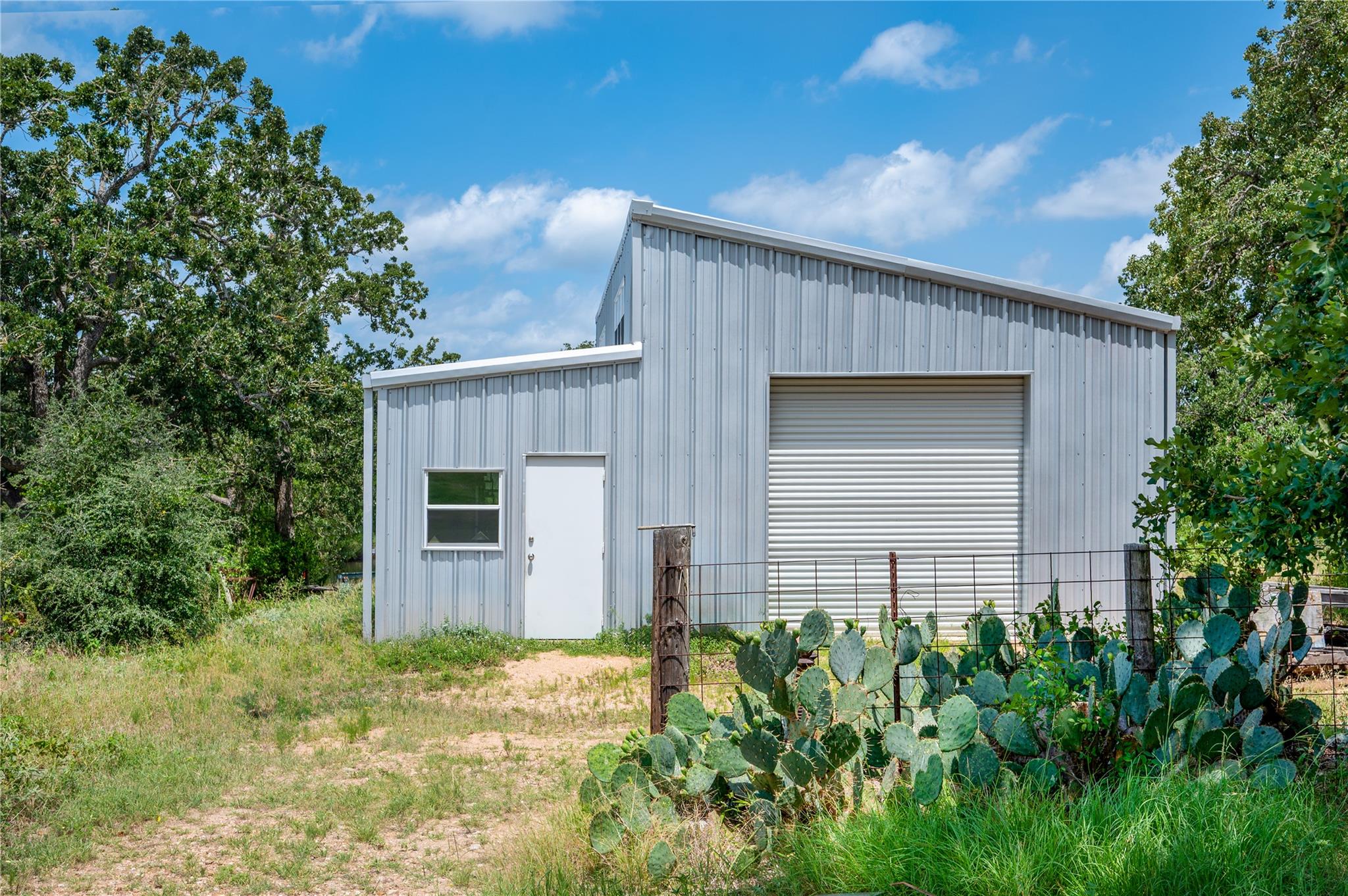 270 Dry Creek Rd Property Photo 5