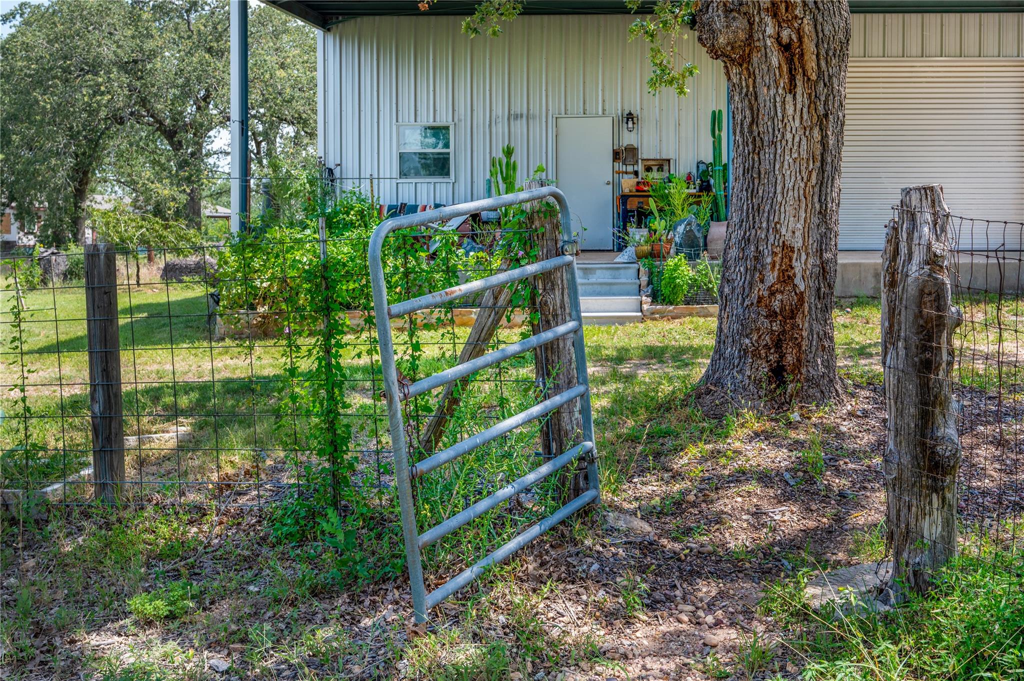 270 Dry Creek Rd Property Photo 7
