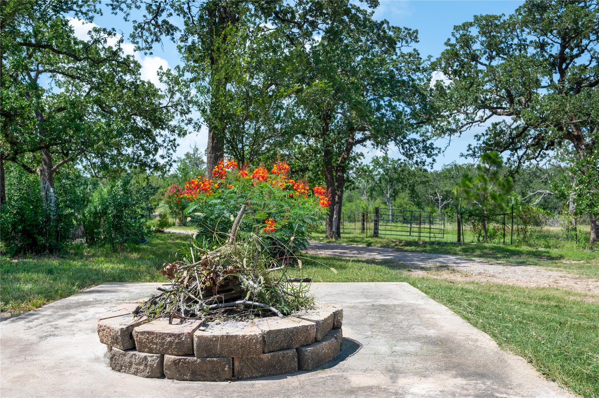 270 Dry Creek Rd Property Photo 24