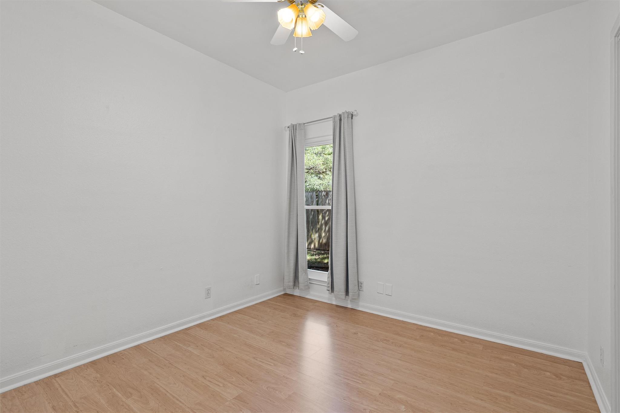 6501 Columbia Oaks Ct #10 Property Photo 17