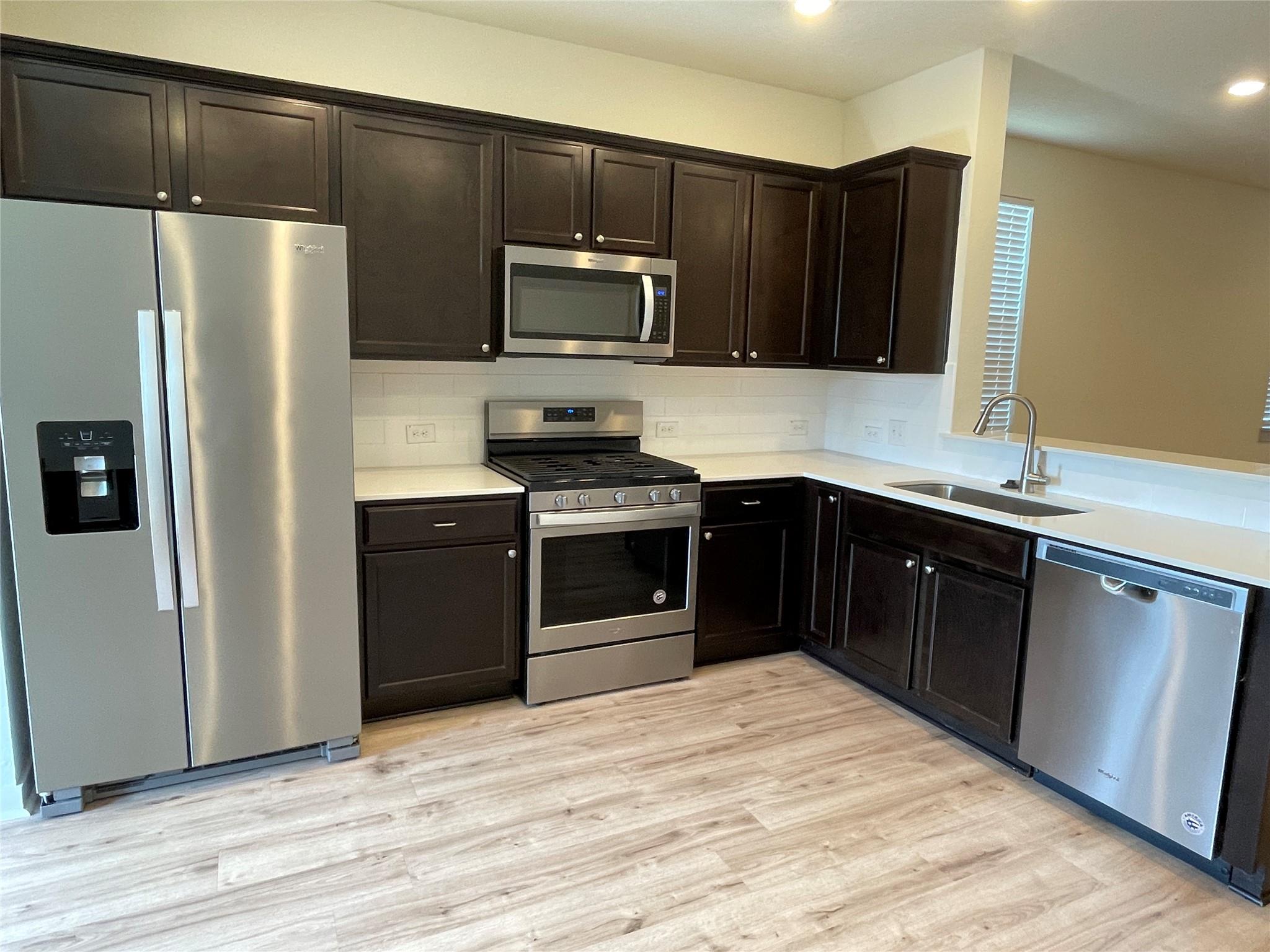 10713 Meris Ln Property Photo 2