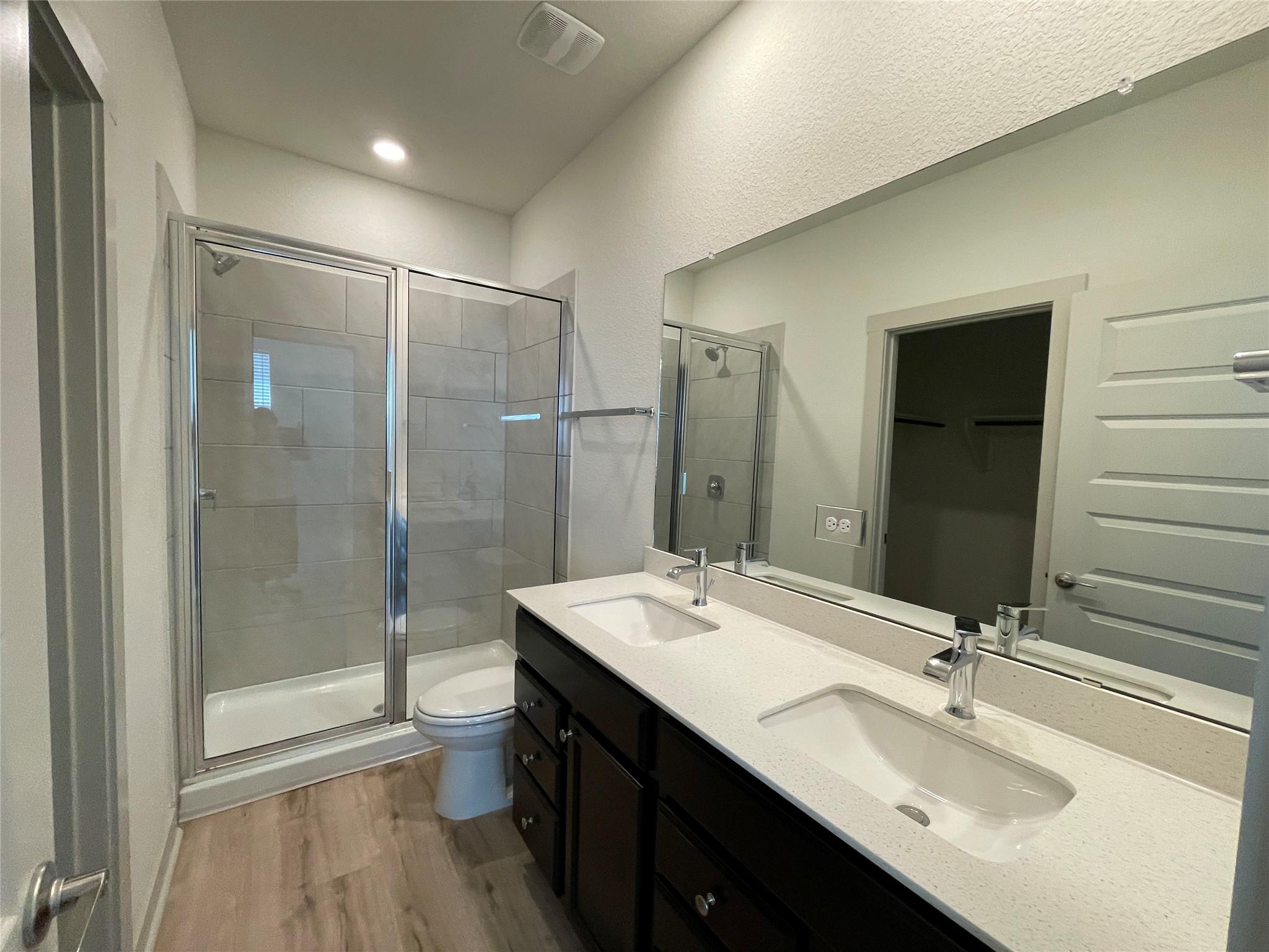 10713 Meris Ln Property Photo 8