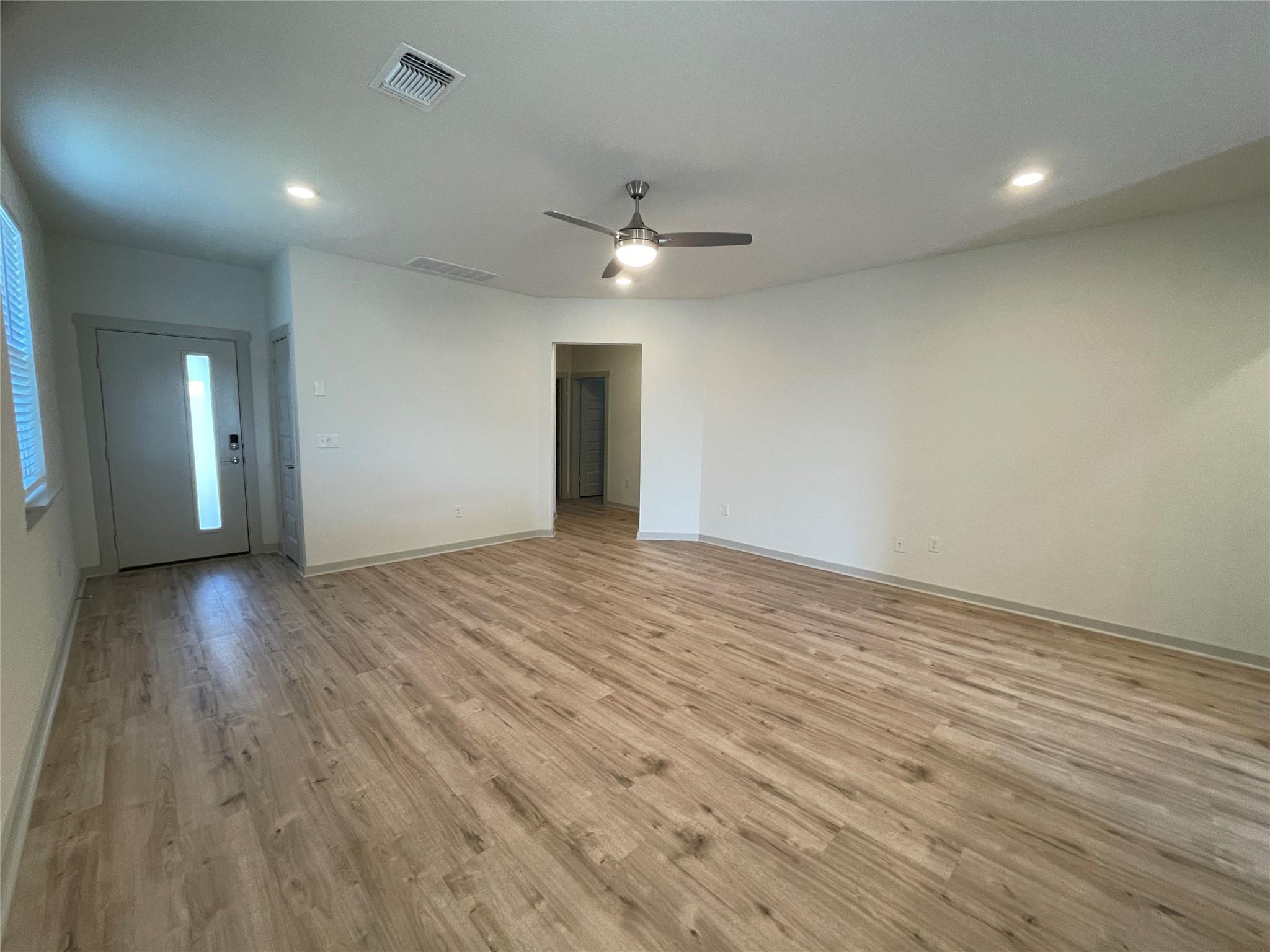 10713 Meris Ln Property Photo 15