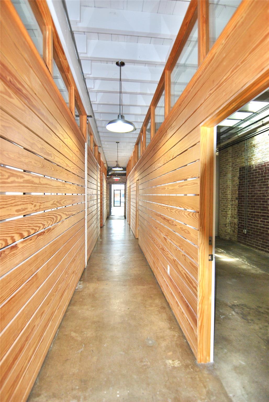 1101 E 6th St #c Property Photo 8