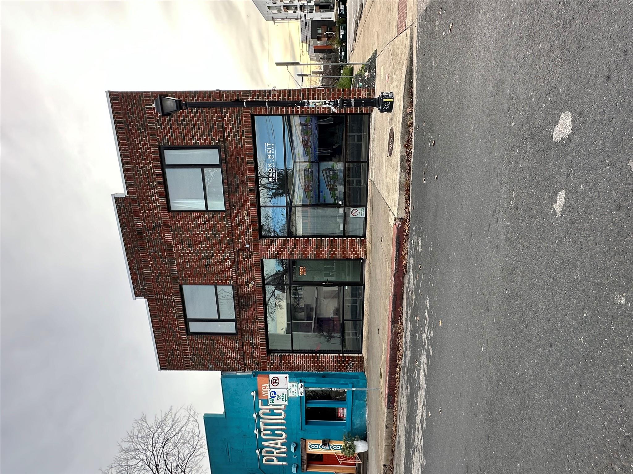 1101 E 6th St #c Property Photo 11