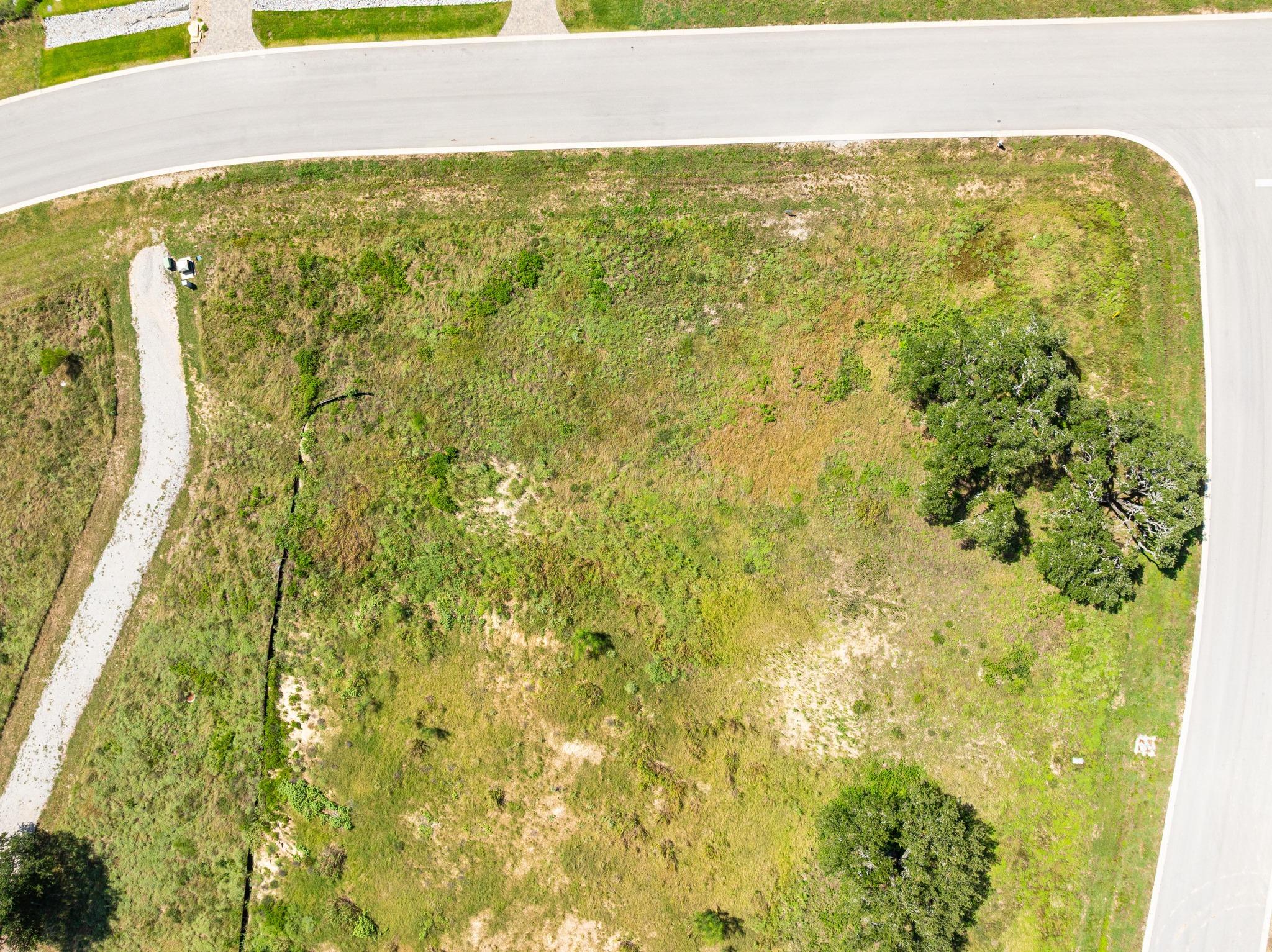 5813 Twin Peaks Trce Property Photo 8