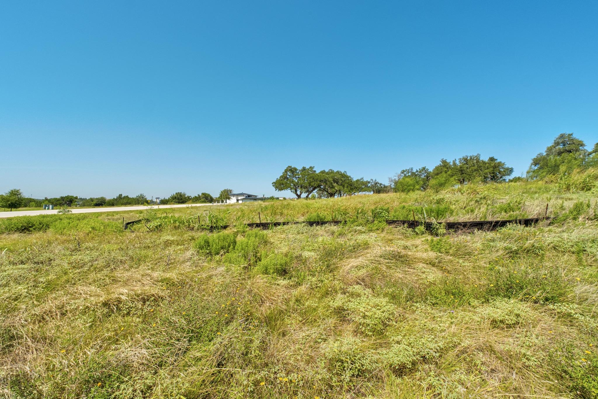 5813 Twin Peaks Trce Property Photo 9