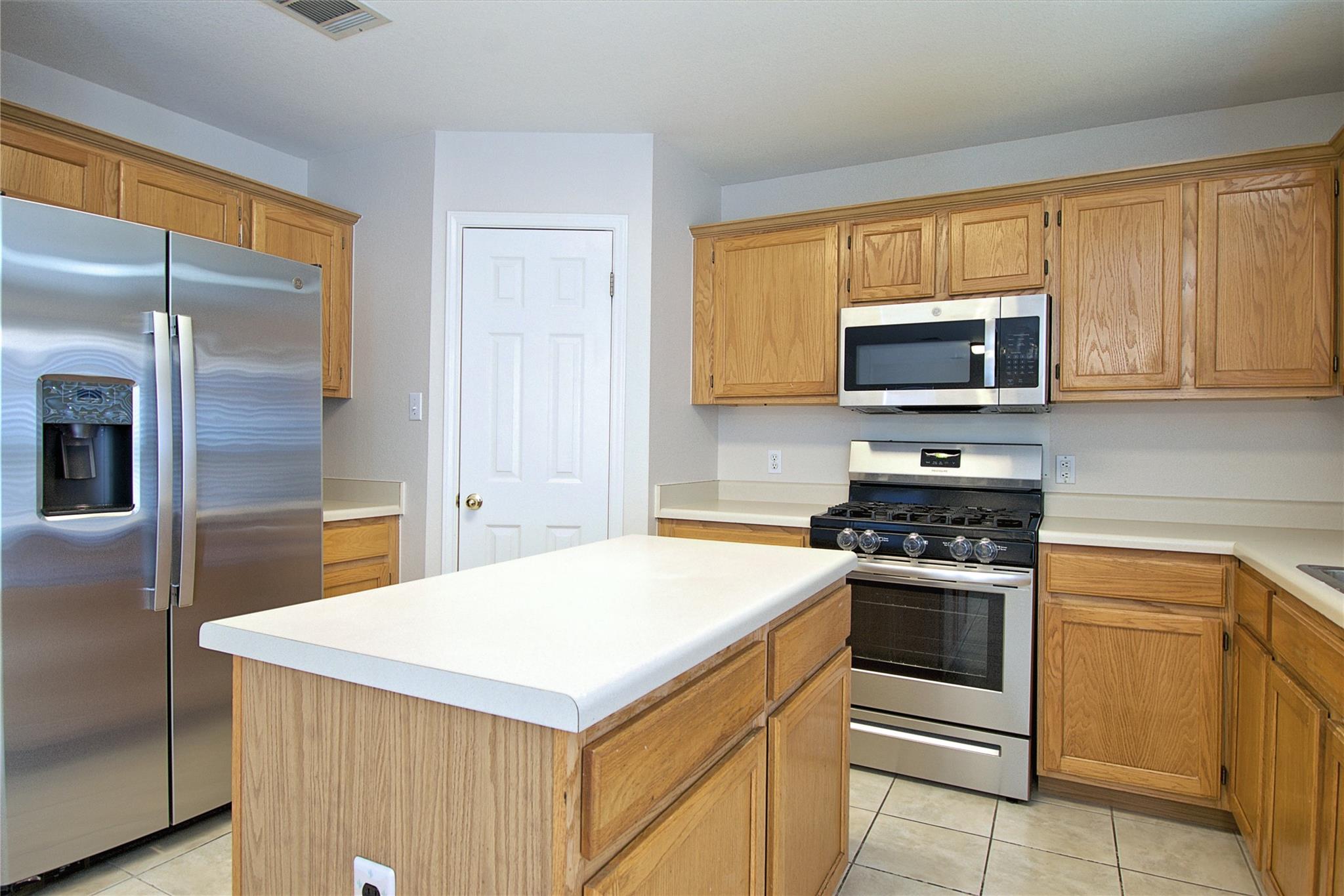 3224 Texas Topaz Dr Property Photo 6