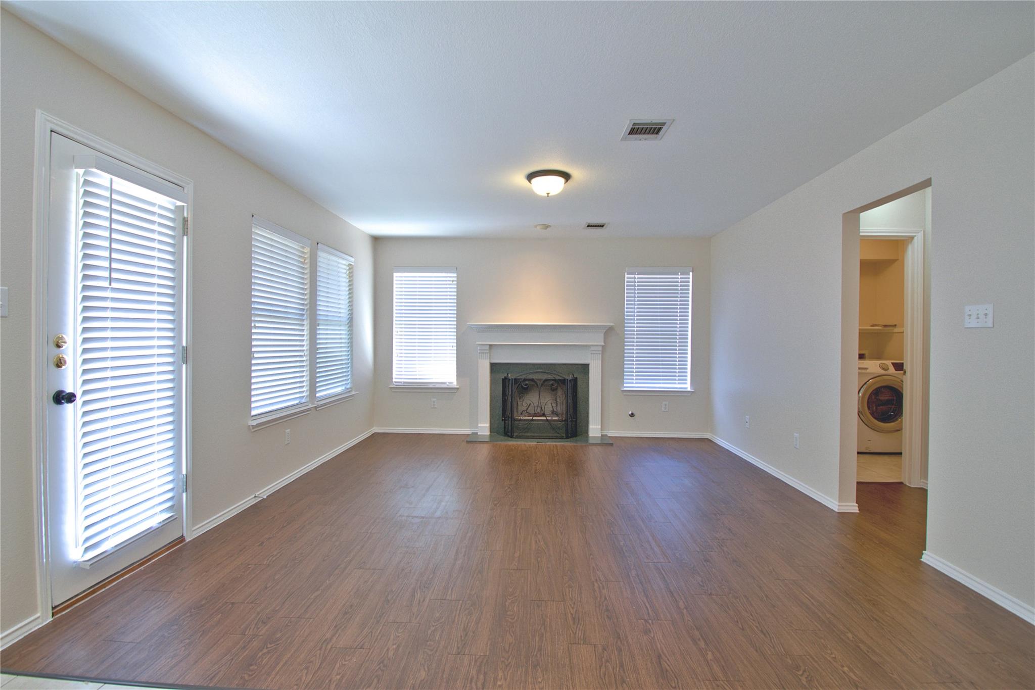 3224 Texas Topaz Dr Property Photo 7