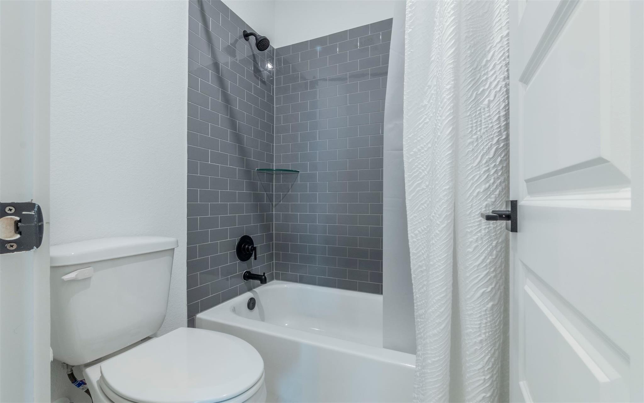 5408 Destination Way Property Photo 31