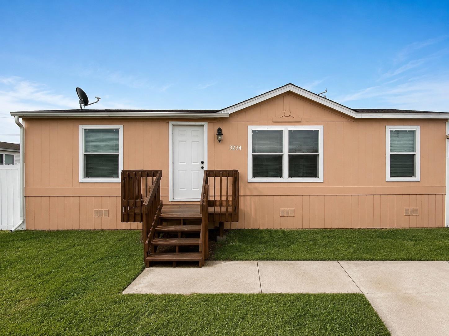 3234 Cantabrian Dr Property Photo 1