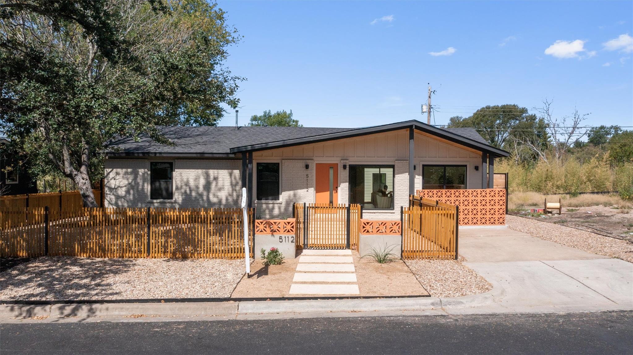 5112 Waterbrook Dr Property Photo 1