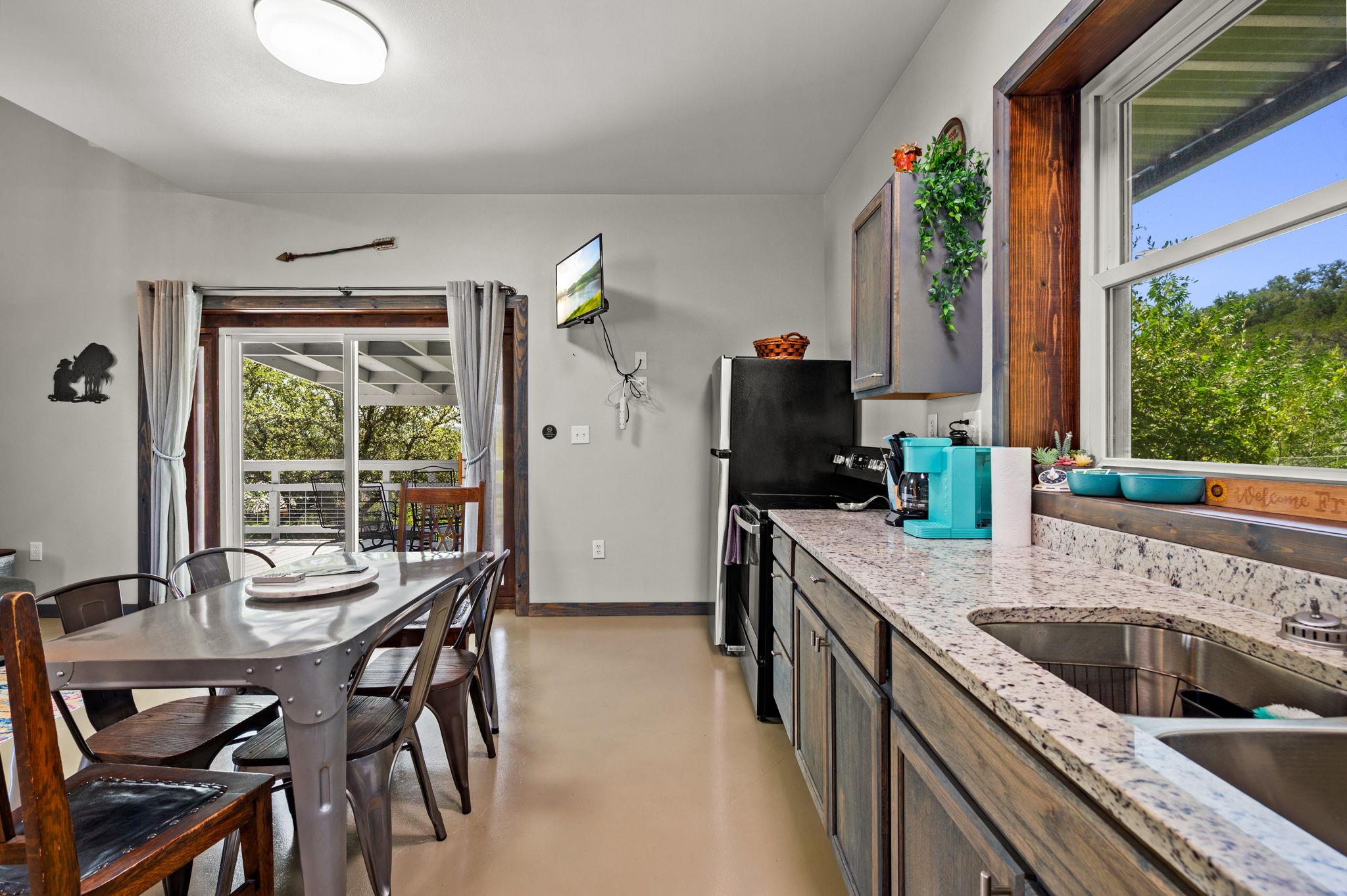 28531 Paradise Manor Dr Property Photo 14