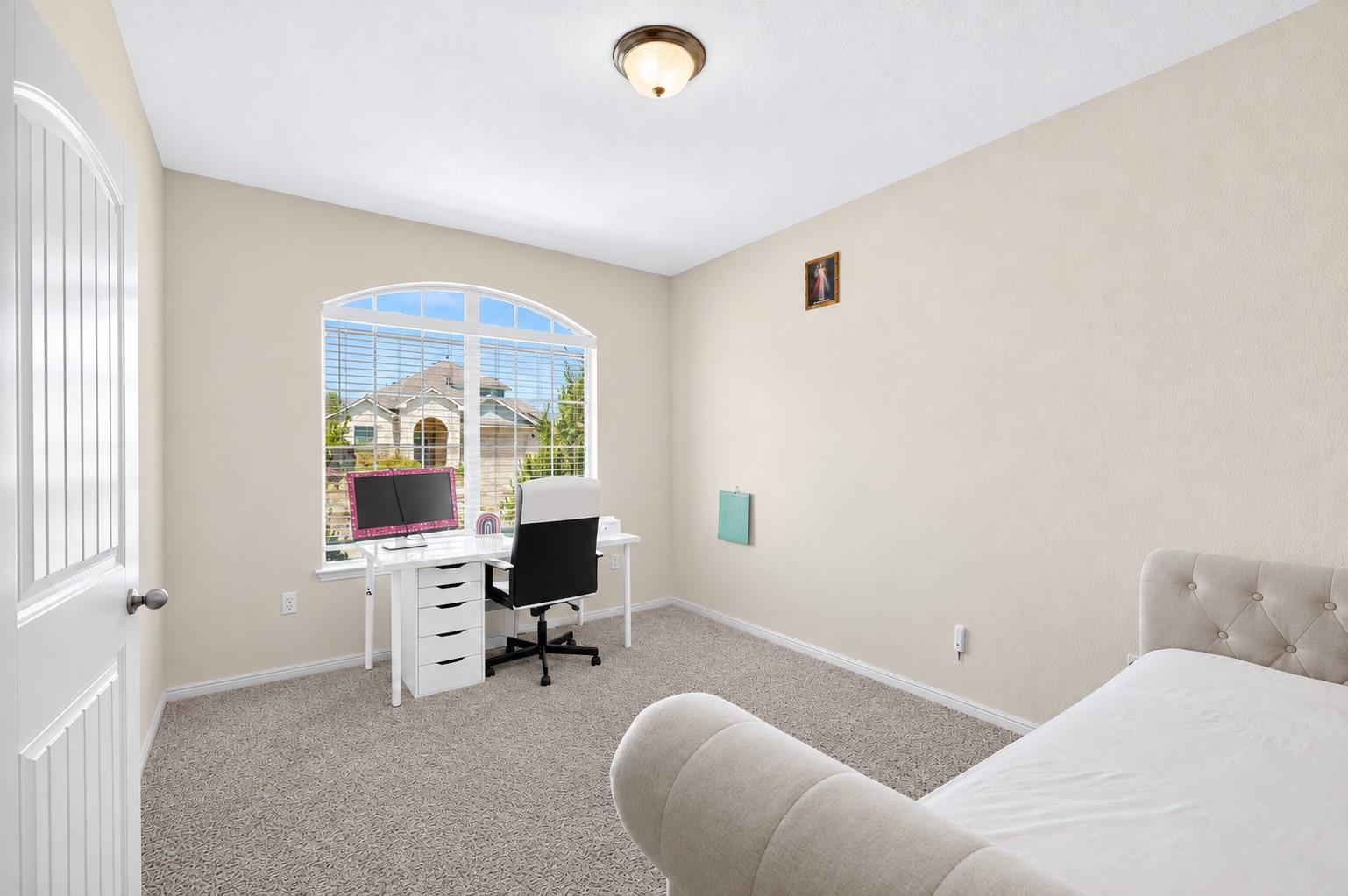 18217 Cercina Trl Property Photo 8