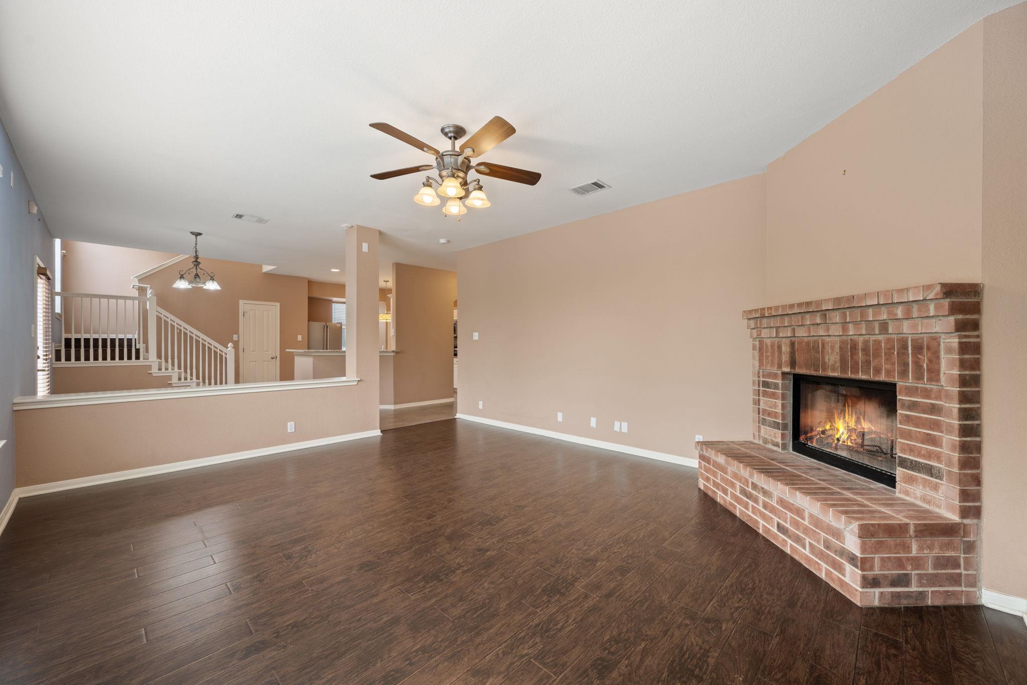 1006 Shadow Valley Cv Property Photo 6