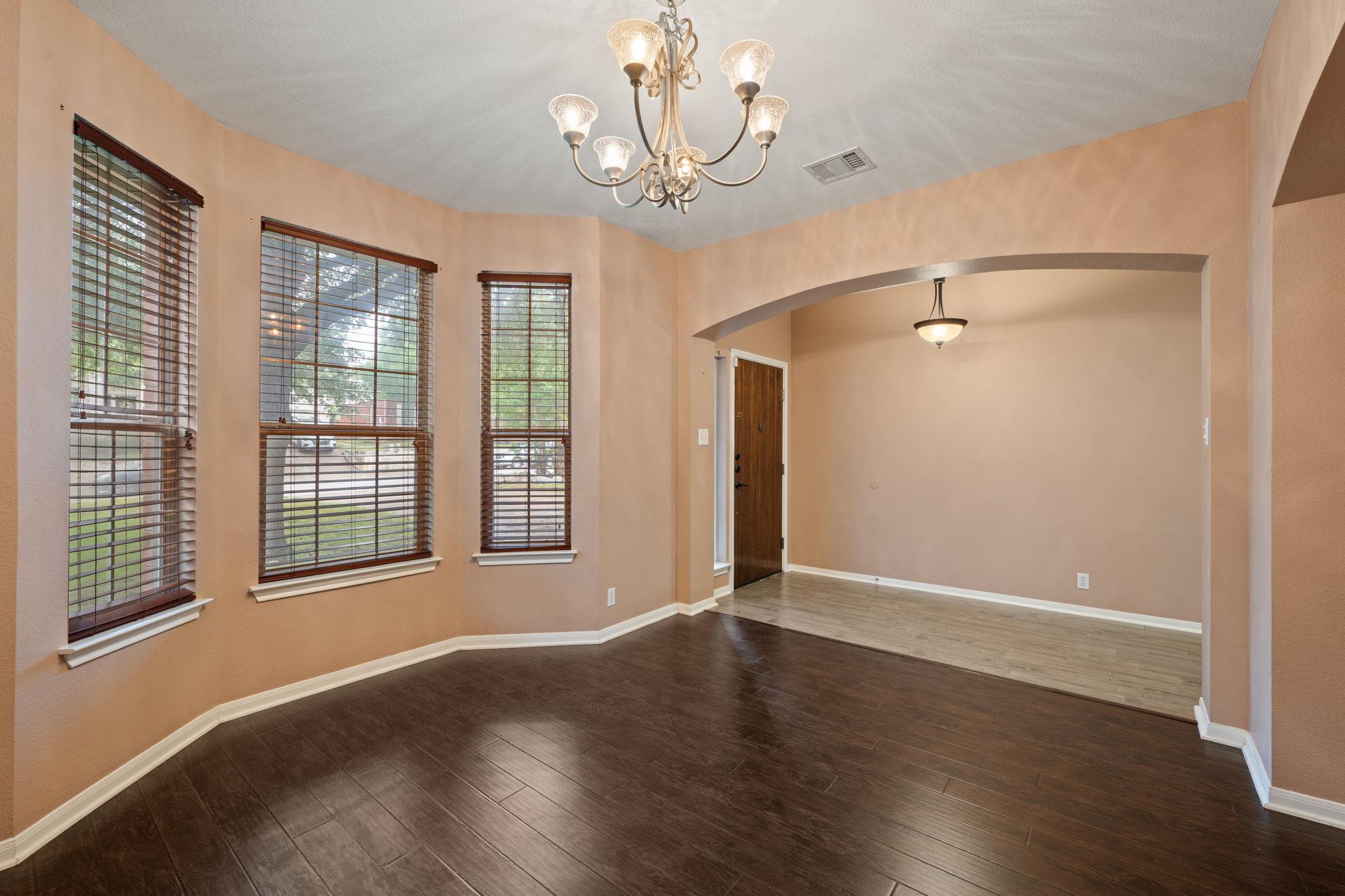1006 Shadow Valley Cv Property Photo 14