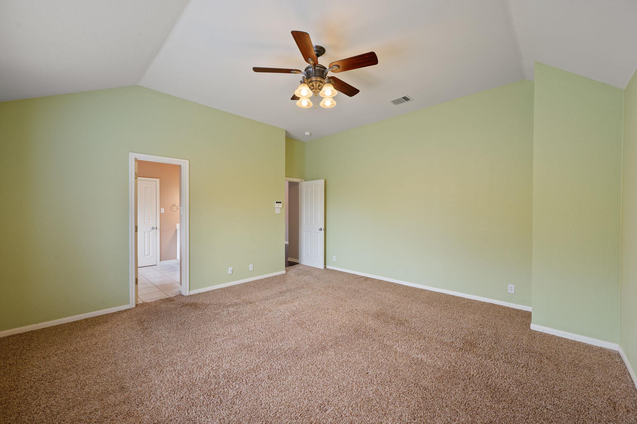 1006 Shadow Valley Cv Property Photo 20
