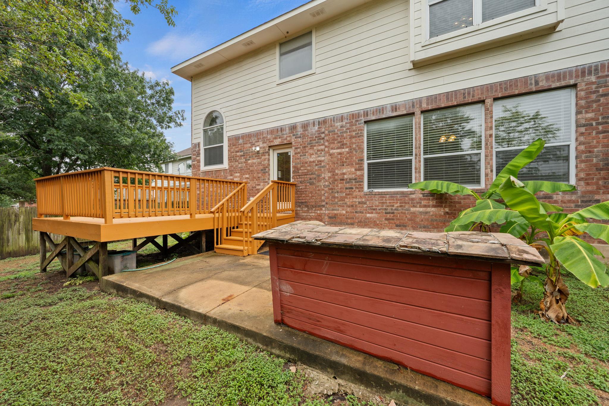 1006 Shadow Valley Cv Property Photo 31
