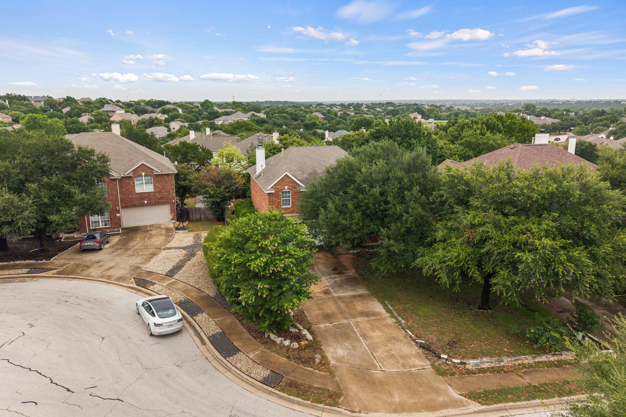 1006 Shadow Valley Cv Property Photo 34
