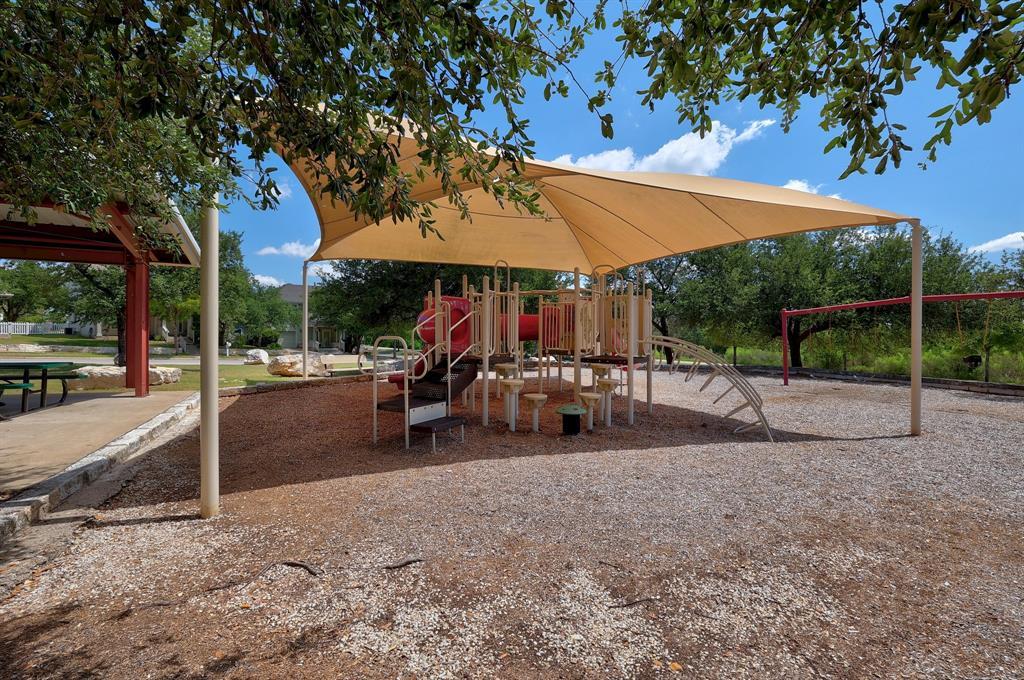 1006 Shadow Valley Cv Property Photo 39