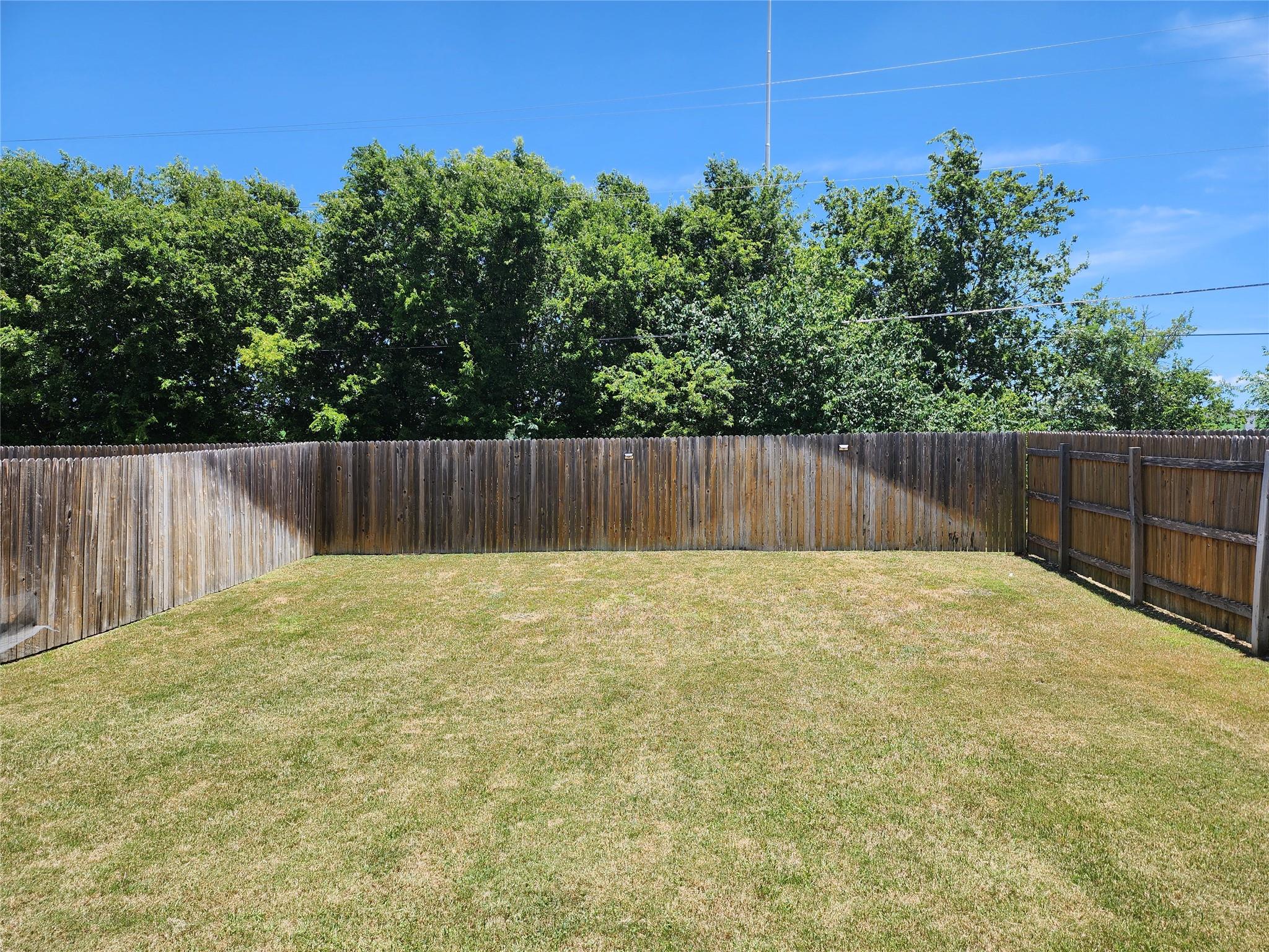 1041 Winnsboro Loop Property Photo 12