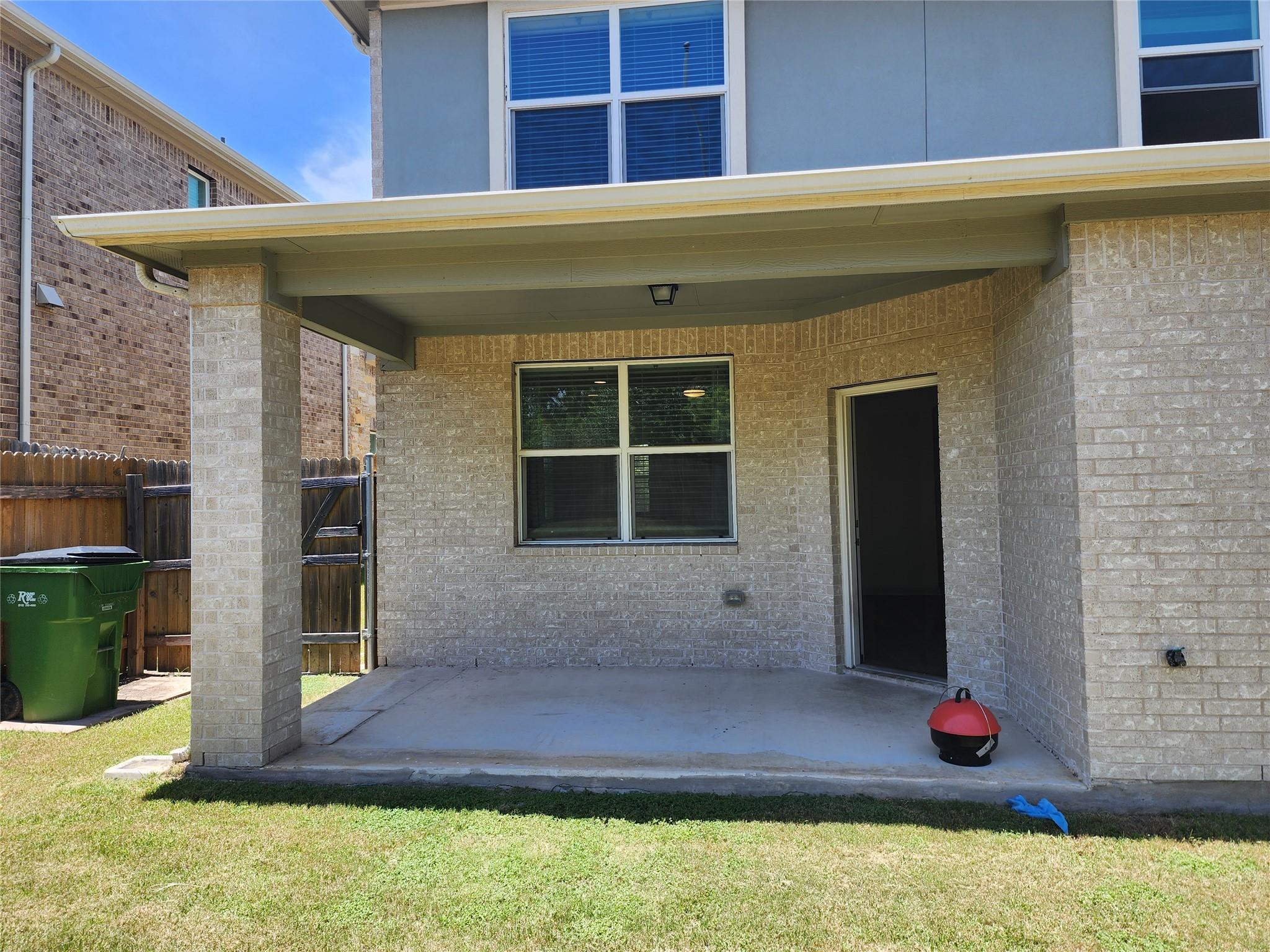 1041 Winnsboro Loop Property Photo 13