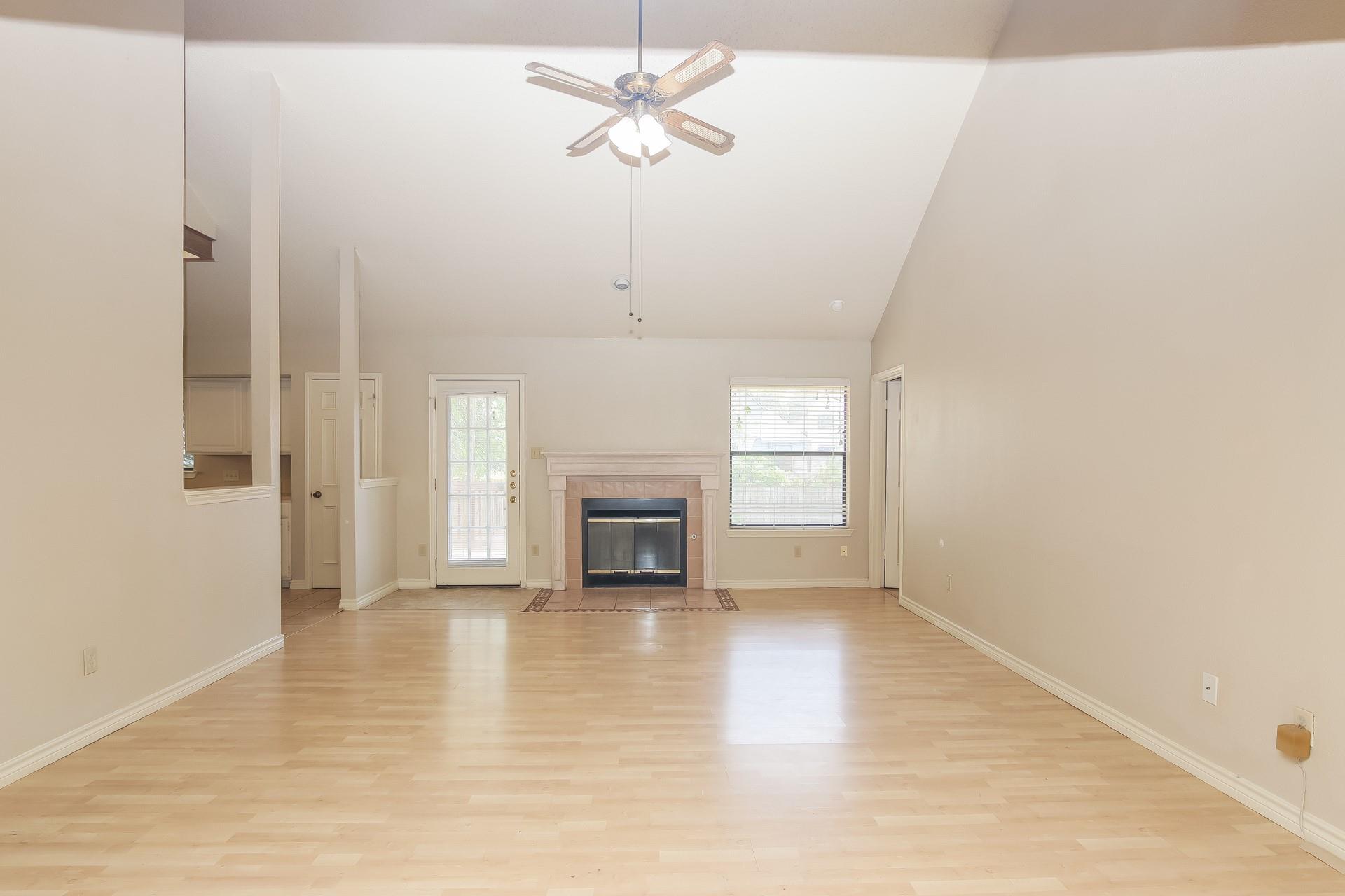 13121 New Boston Bnd Property Photo 5