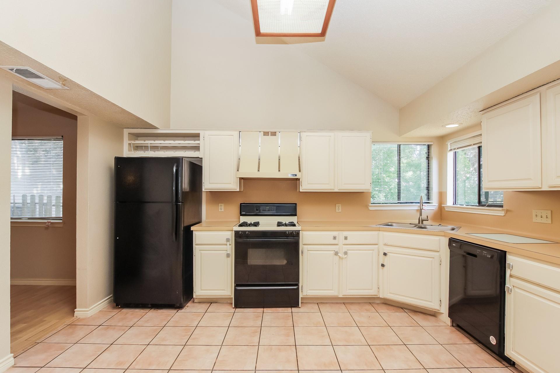 13121 New Boston Bnd Property Photo 7