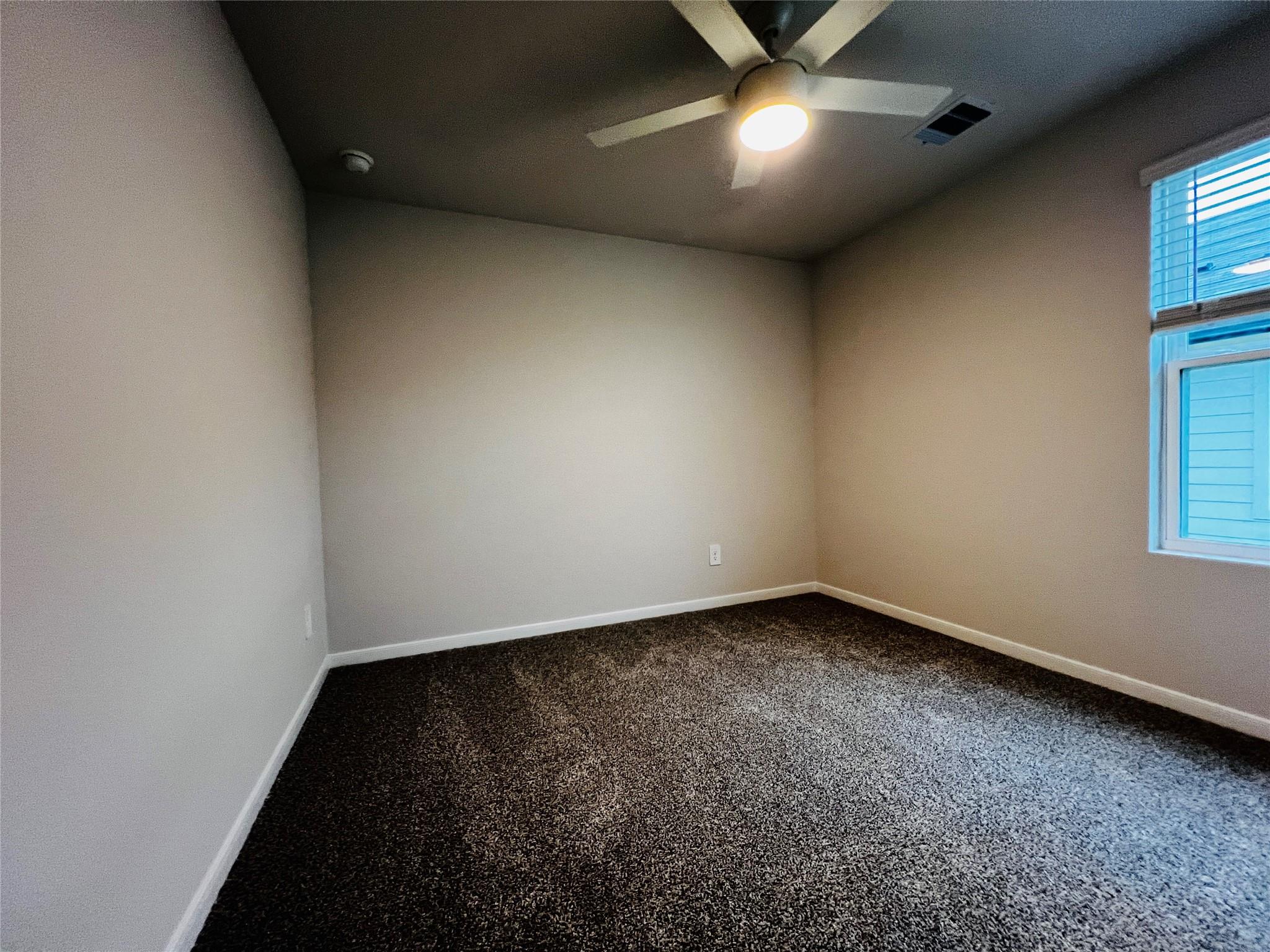 315 Darwin Pl Property Photo 12