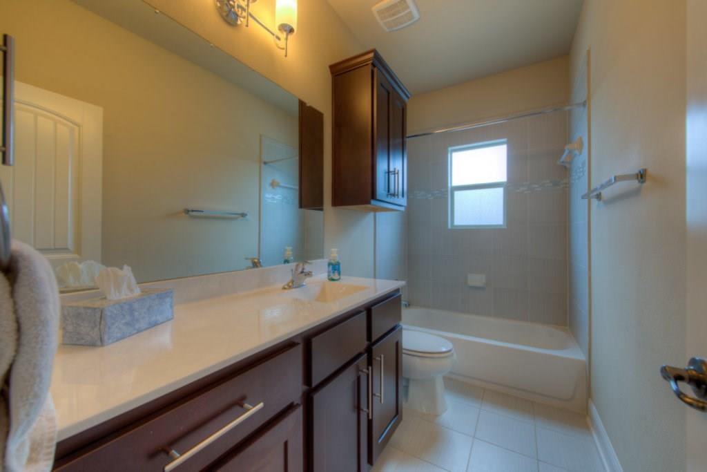 4524 Ruiz St Property Photo 12
