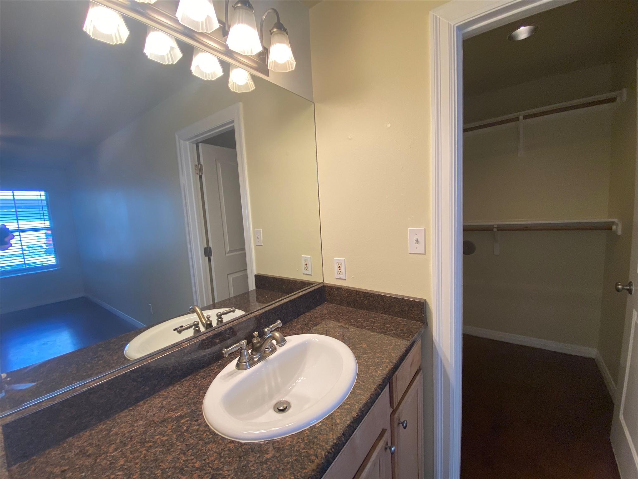 5502 Evans Ave #b Property Photo 8
