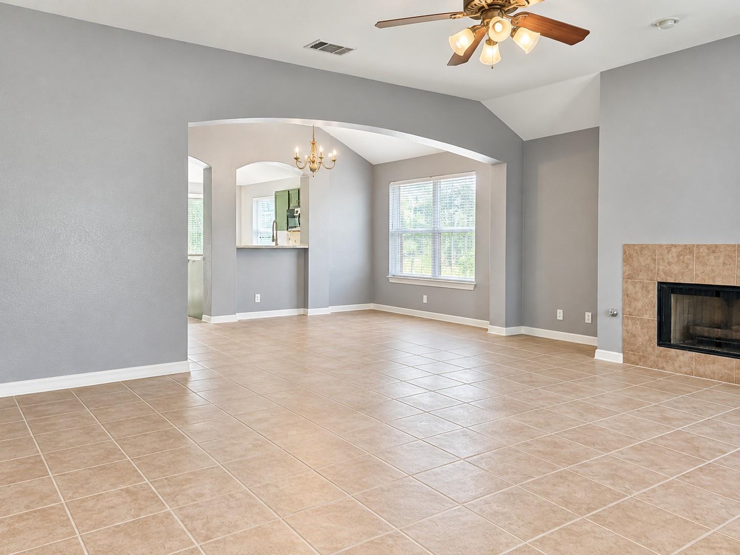 3209 Raging River Dr Property Photo 5