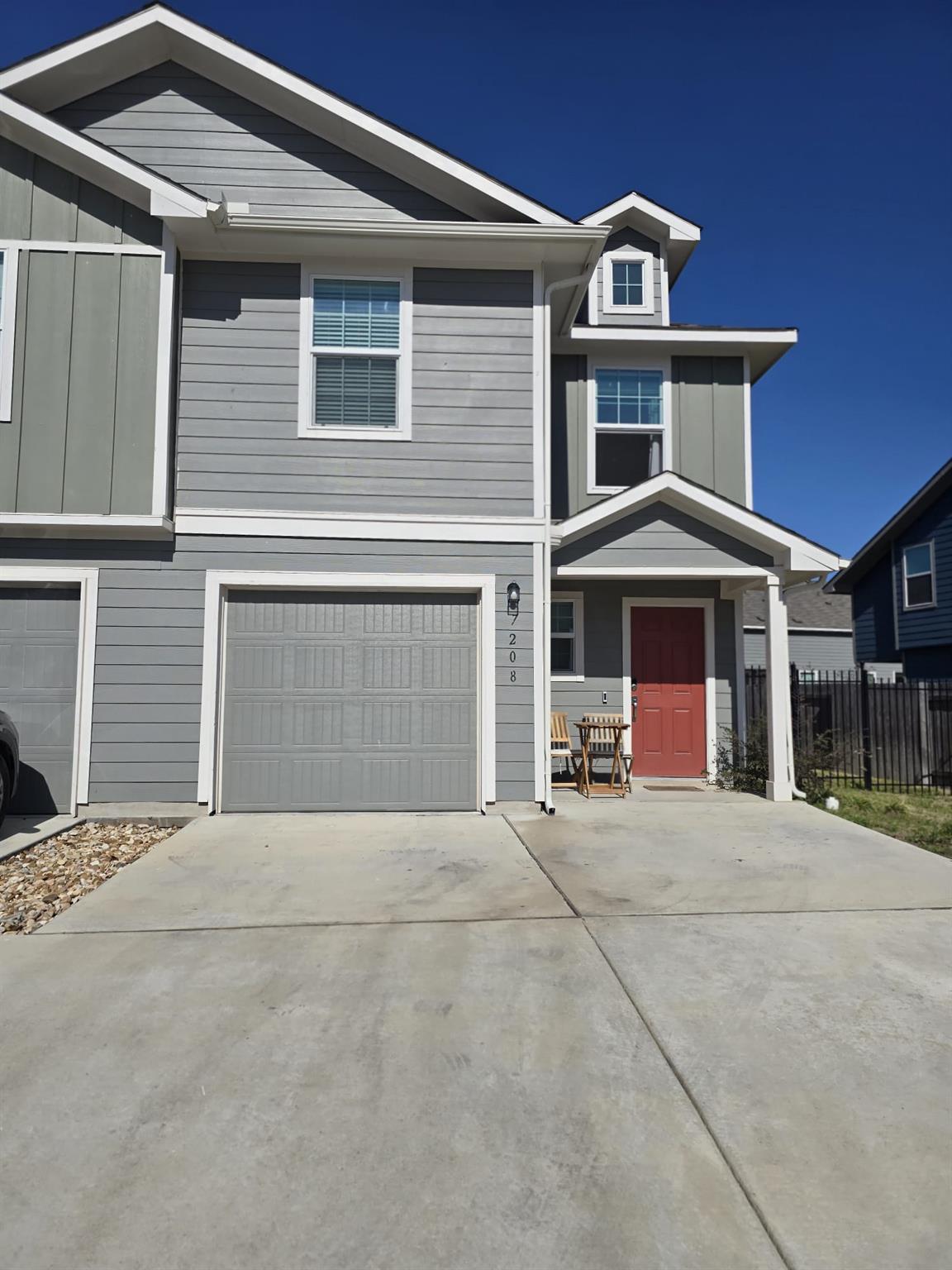 7208 Spotted Leaf Way Property Photo