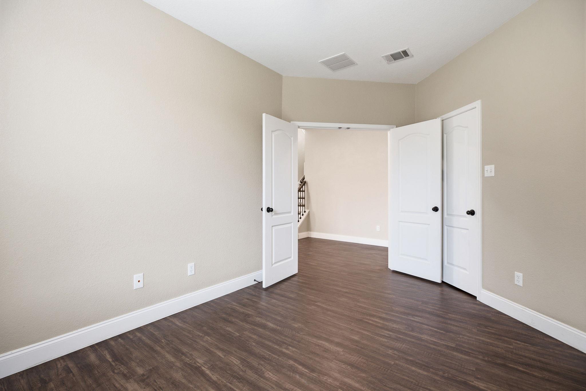 2950 E Old Settlers Blvd #29 Property Photo 18