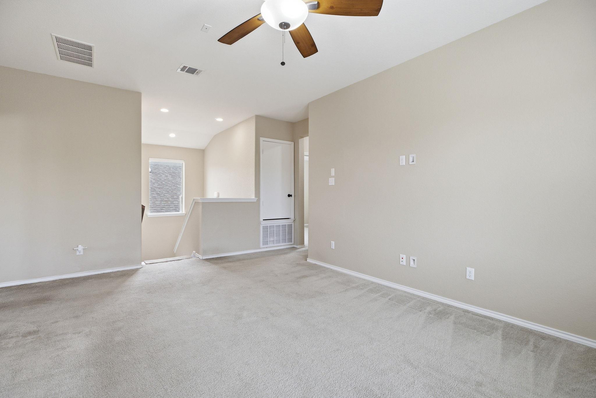 2950 E Old Settlers Blvd #29 Property Photo 20