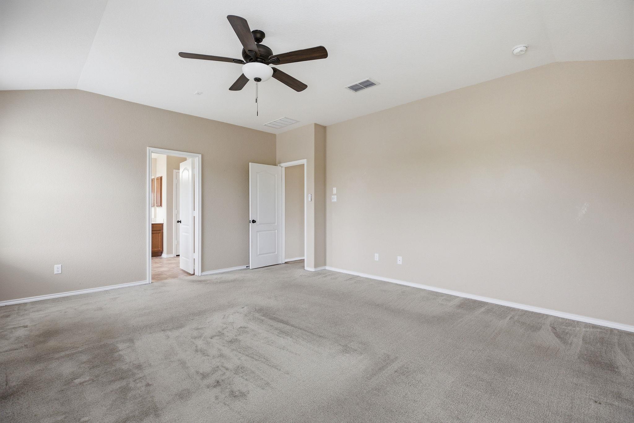 2950 E Old Settlers Blvd #29 Property Photo 24