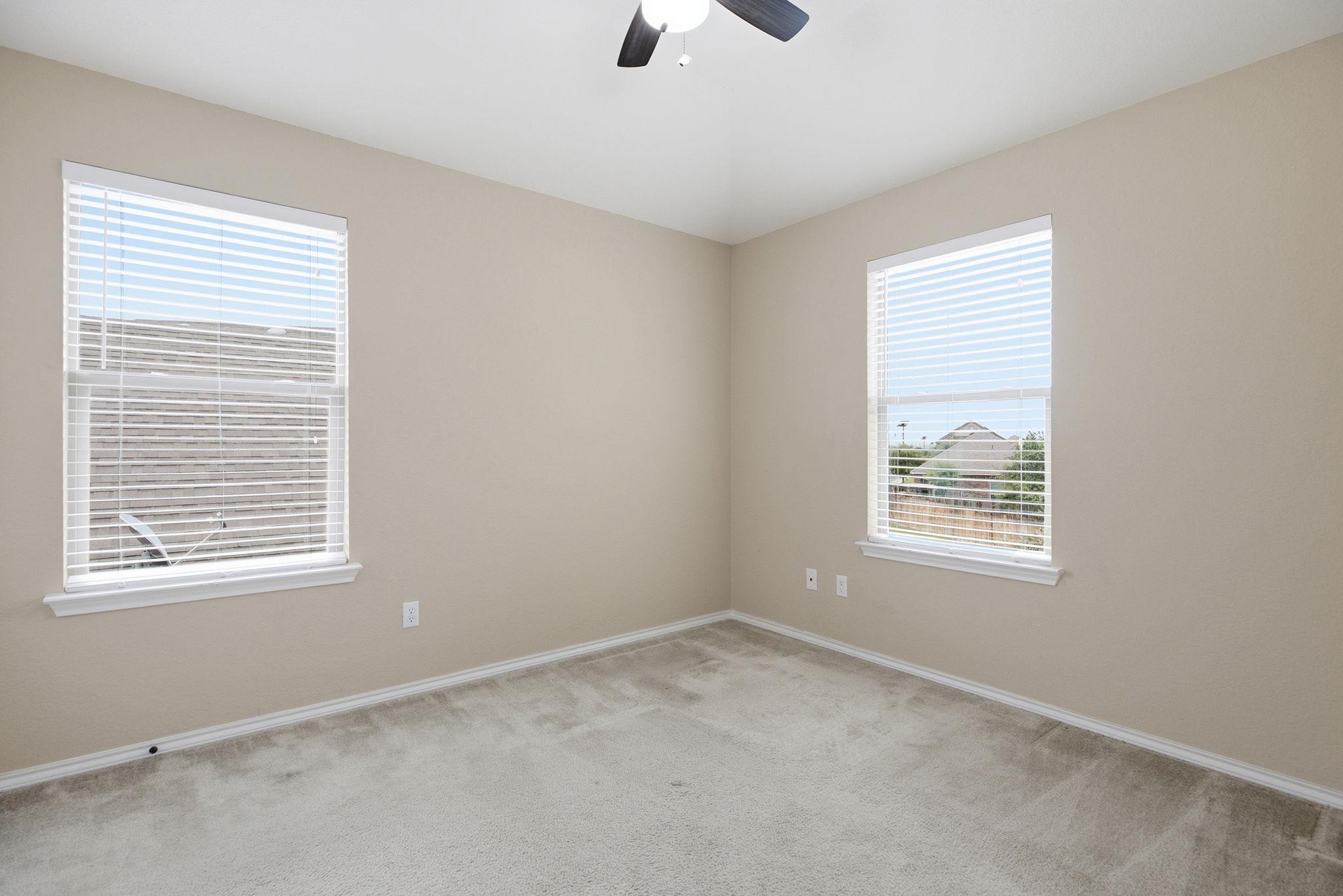 2950 E Old Settlers Blvd #29 Property Photo 29