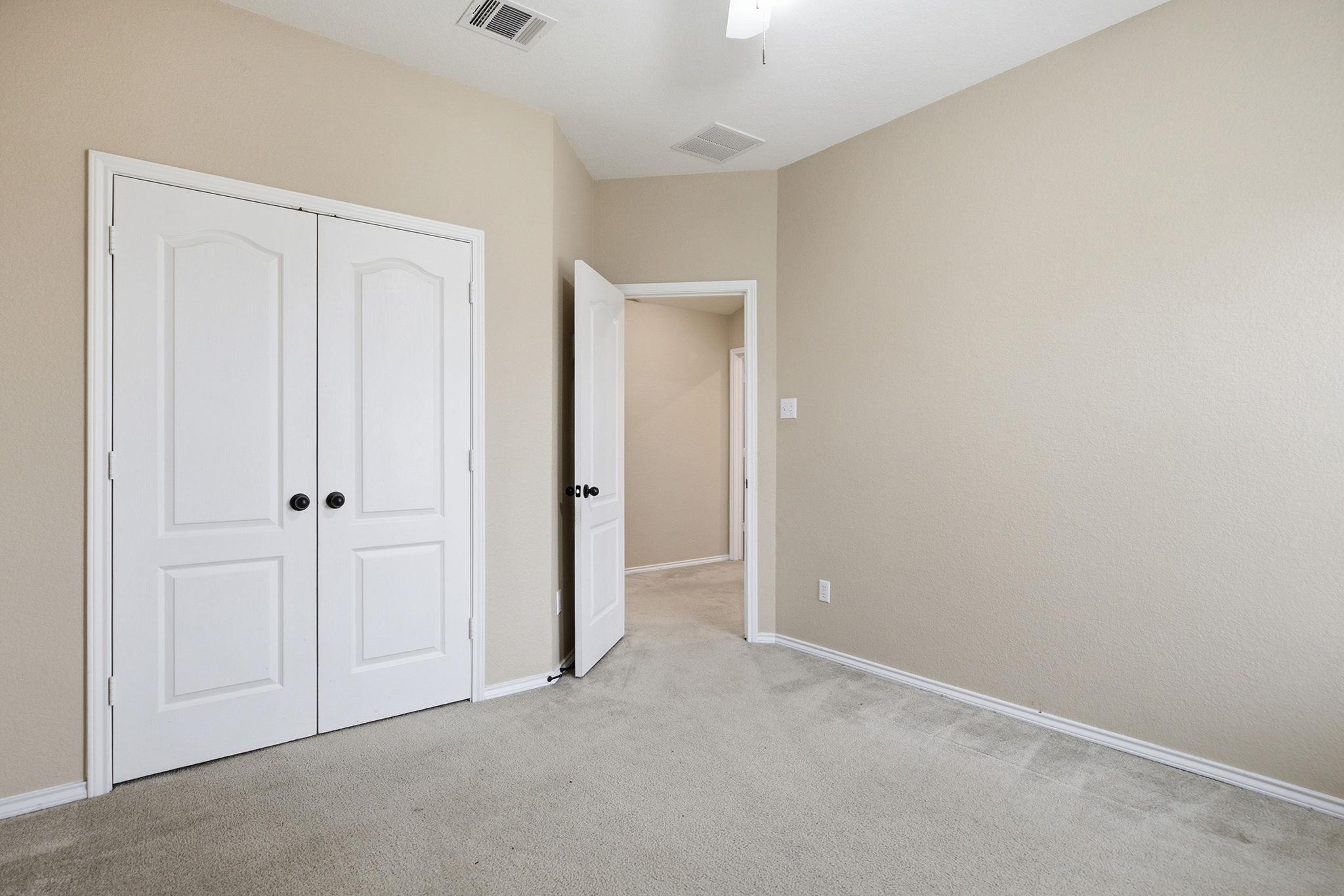 2950 E Old Settlers Blvd #29 Property Photo 34