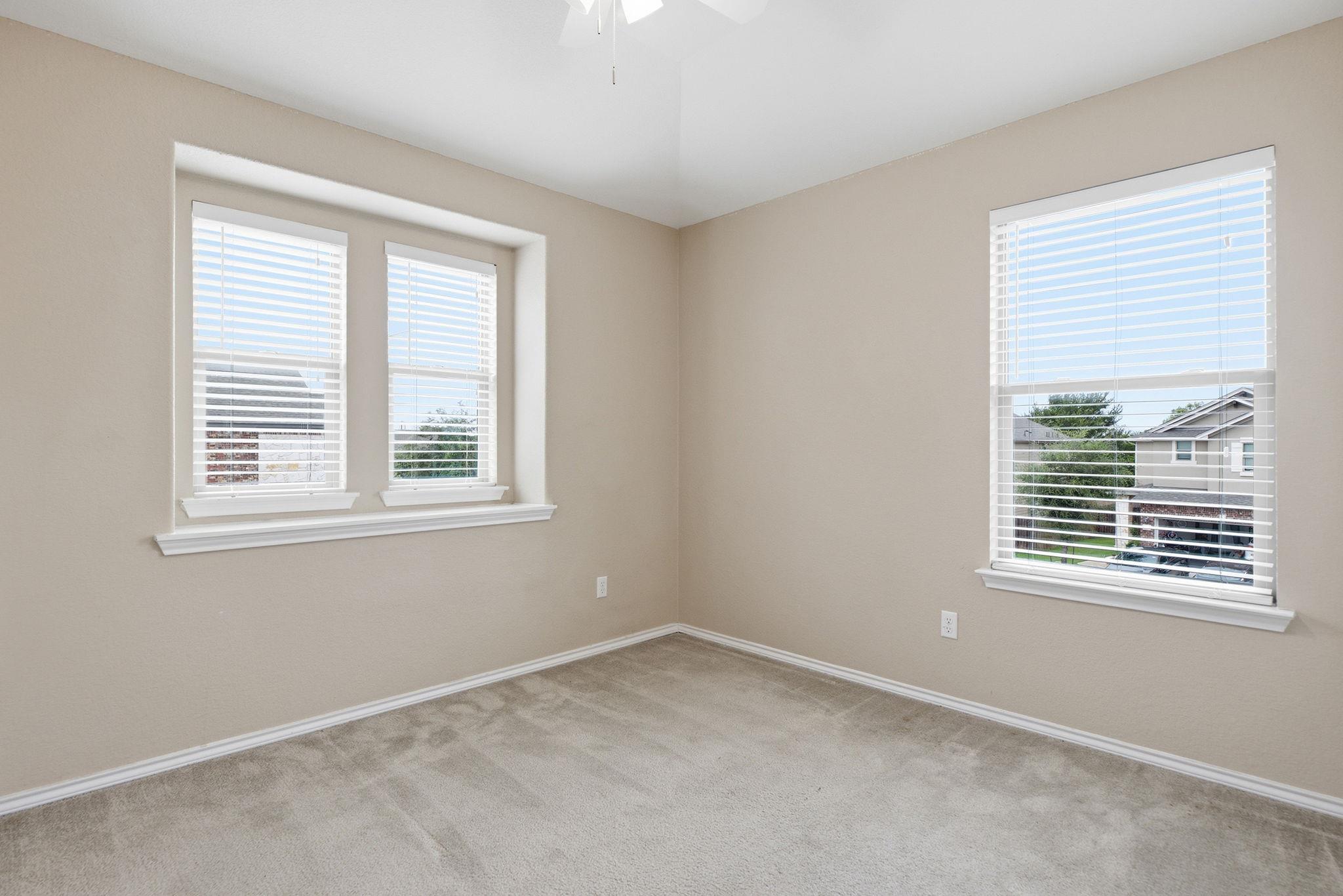 2950 E Old Settlers Blvd #29 Property Photo 36