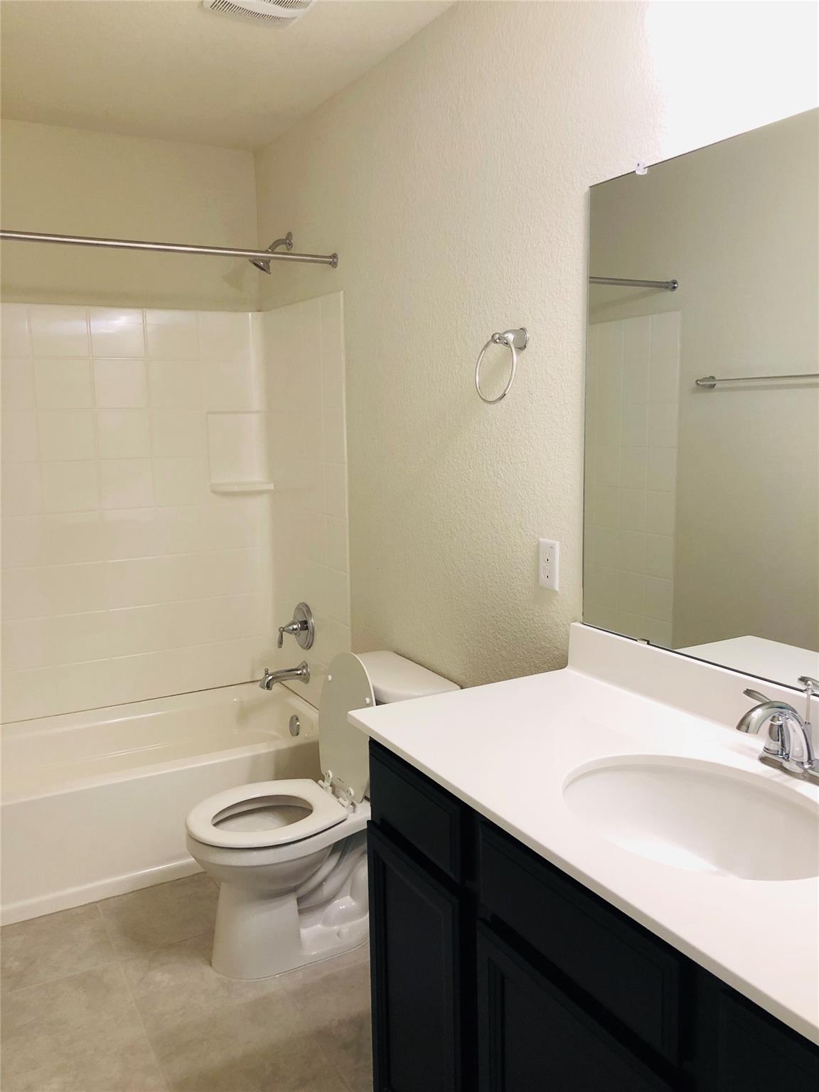 15909 Cessida St Property Photo 12