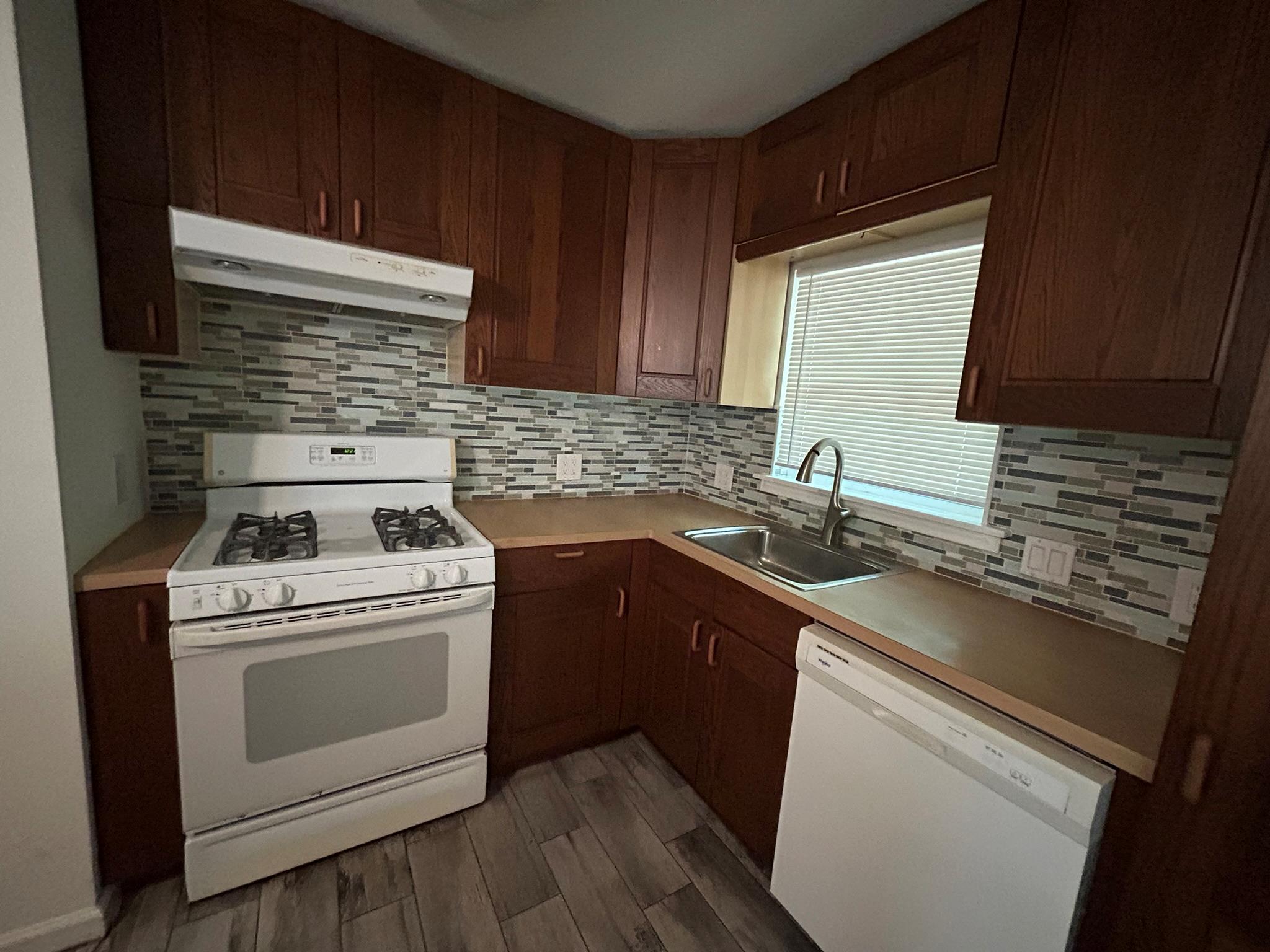 6512 Linda Ln Property Photo 6
