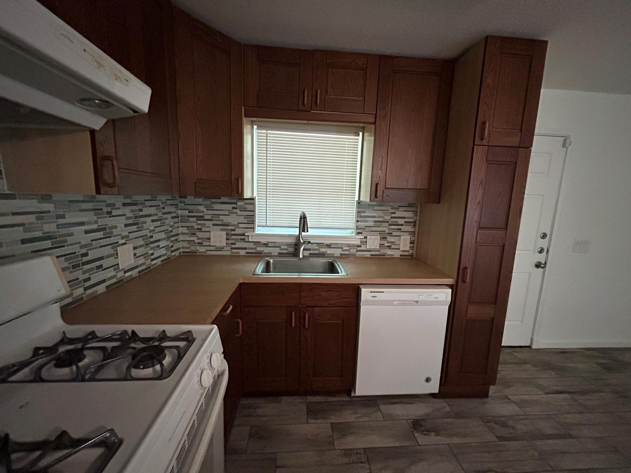 6512 Linda Ln Property Photo 7