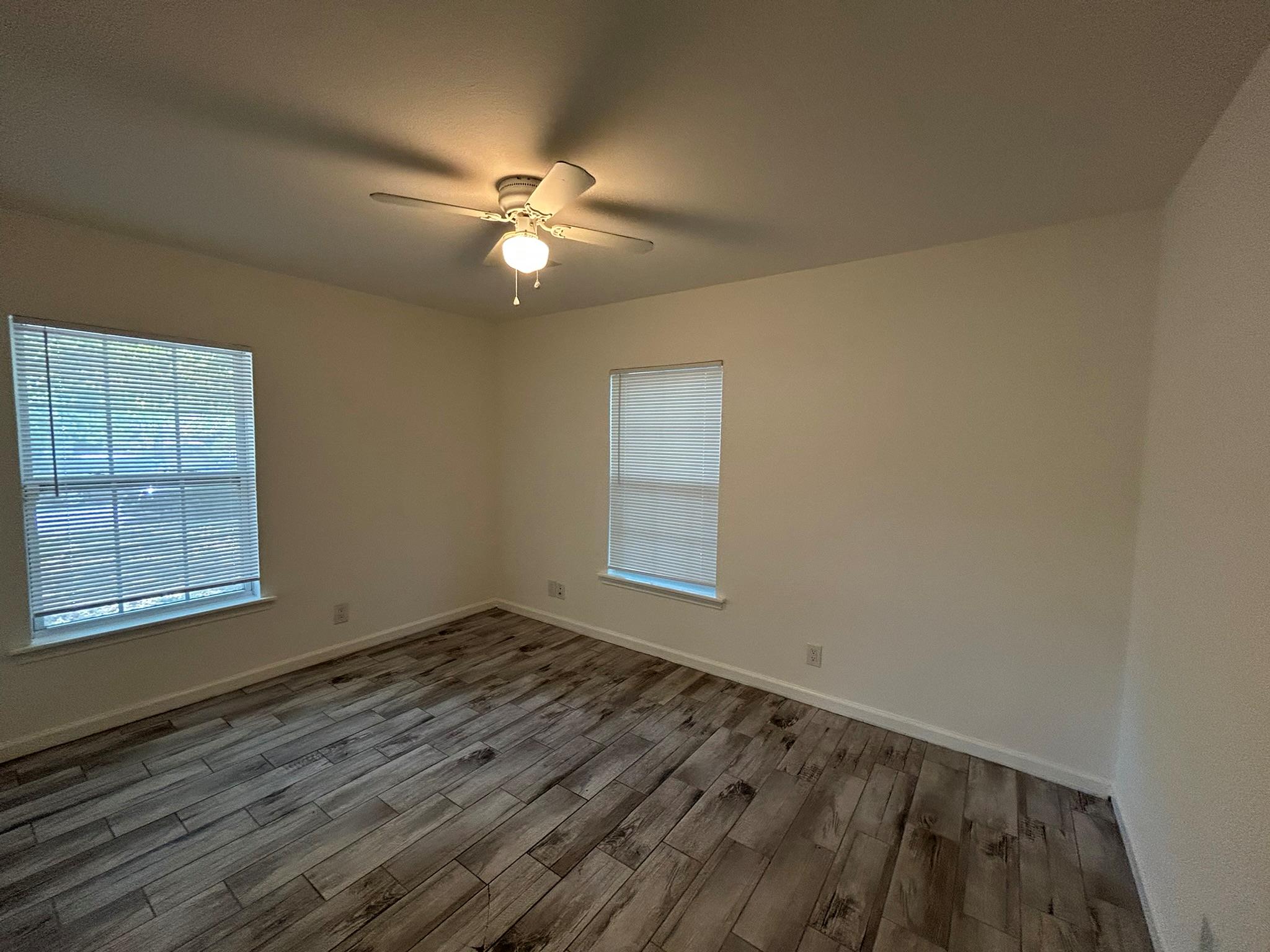 6512 Linda Ln Property Photo 11