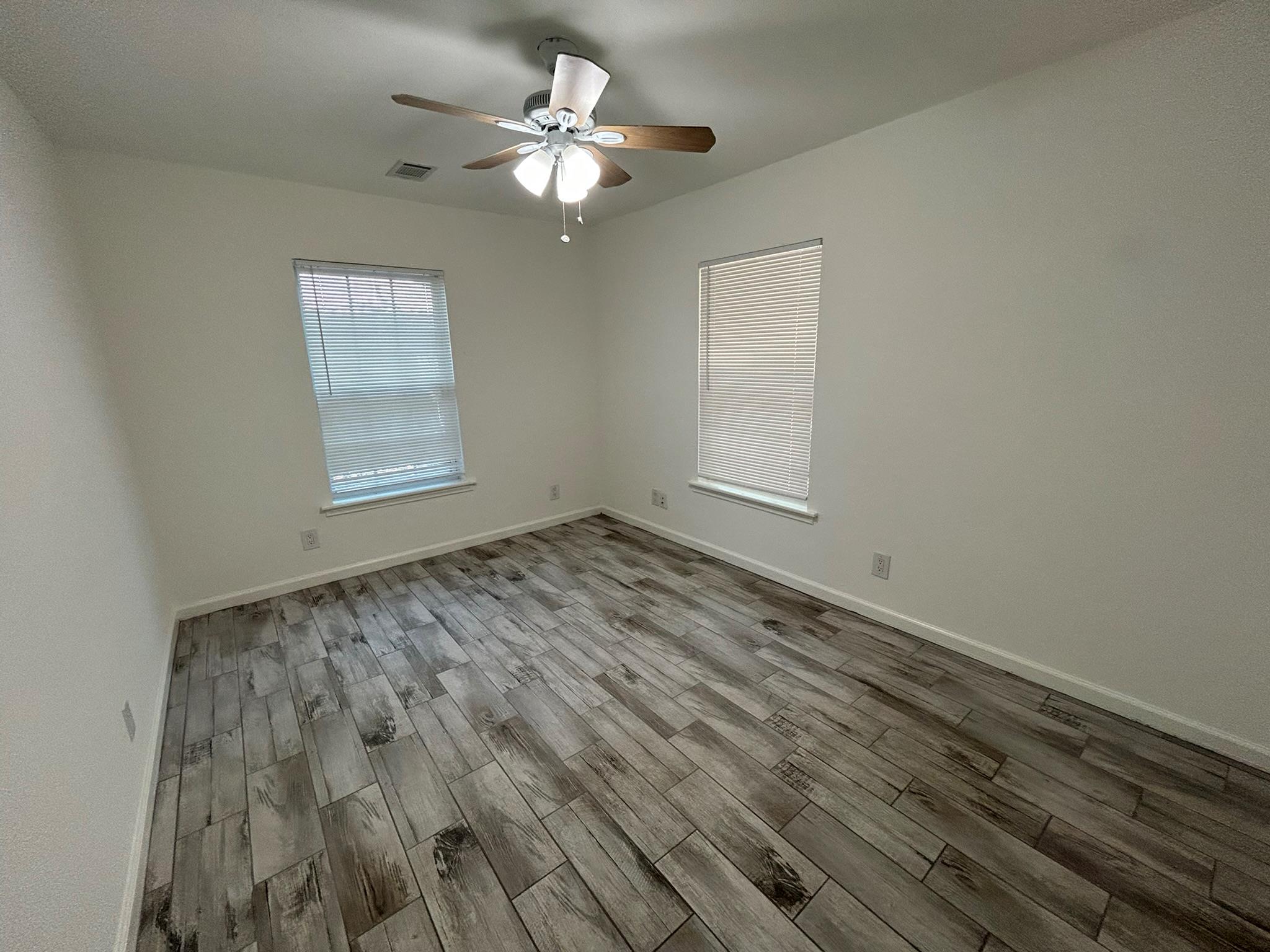 6512 Linda Ln Property Photo 12