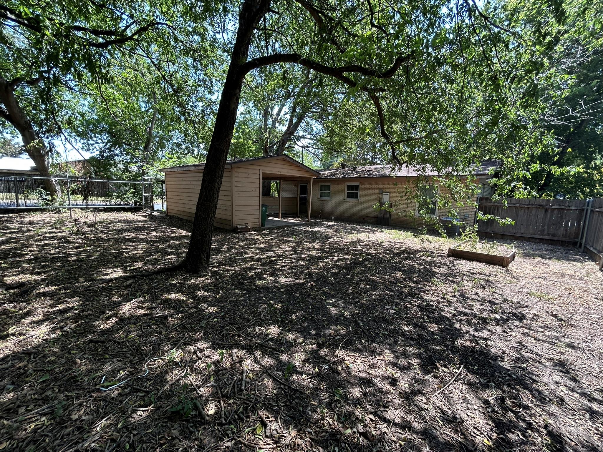 6512 Linda Ln Property Photo 13